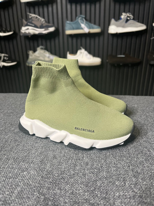 Balenciaga Speed Green UK 9-10K 2692