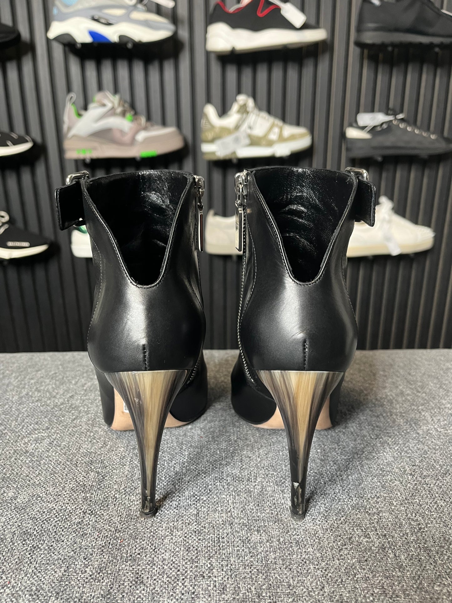 Alexander McQueen Leather Boots Size 40 3263