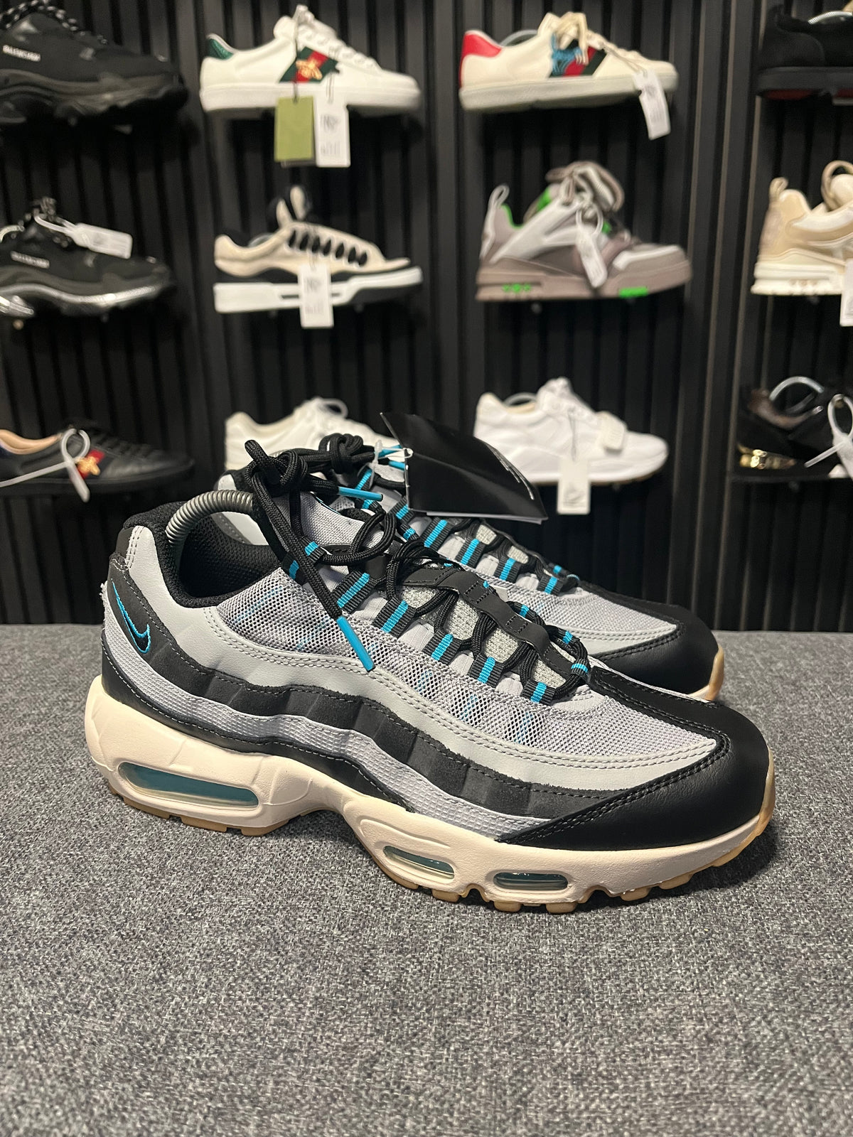 Air Max 95s Chlorine Blue UK 7.5 3776