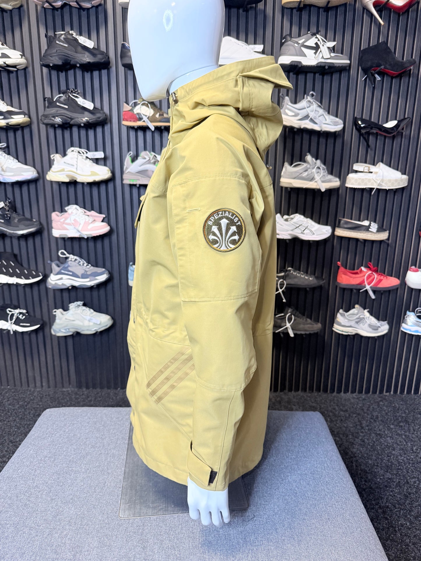 Adidas Spezial Barrowland Small 2745