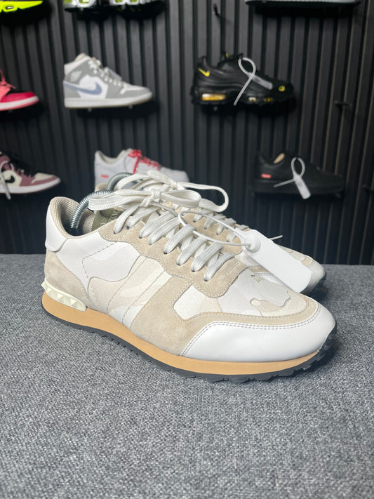 Valentino Garavani UK 7 2447