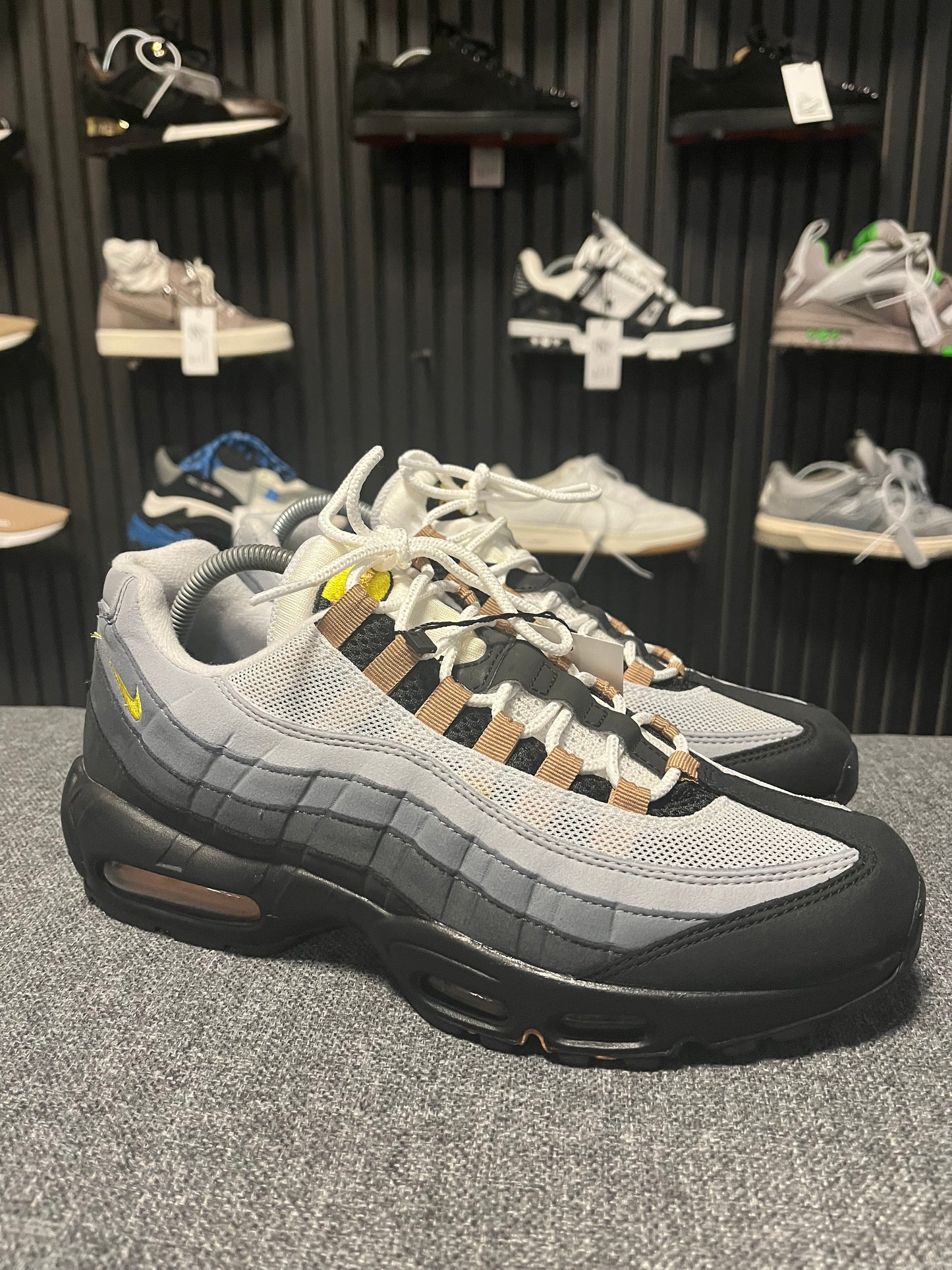 Air Max 95s Yellow Strike UK 8.5 3532