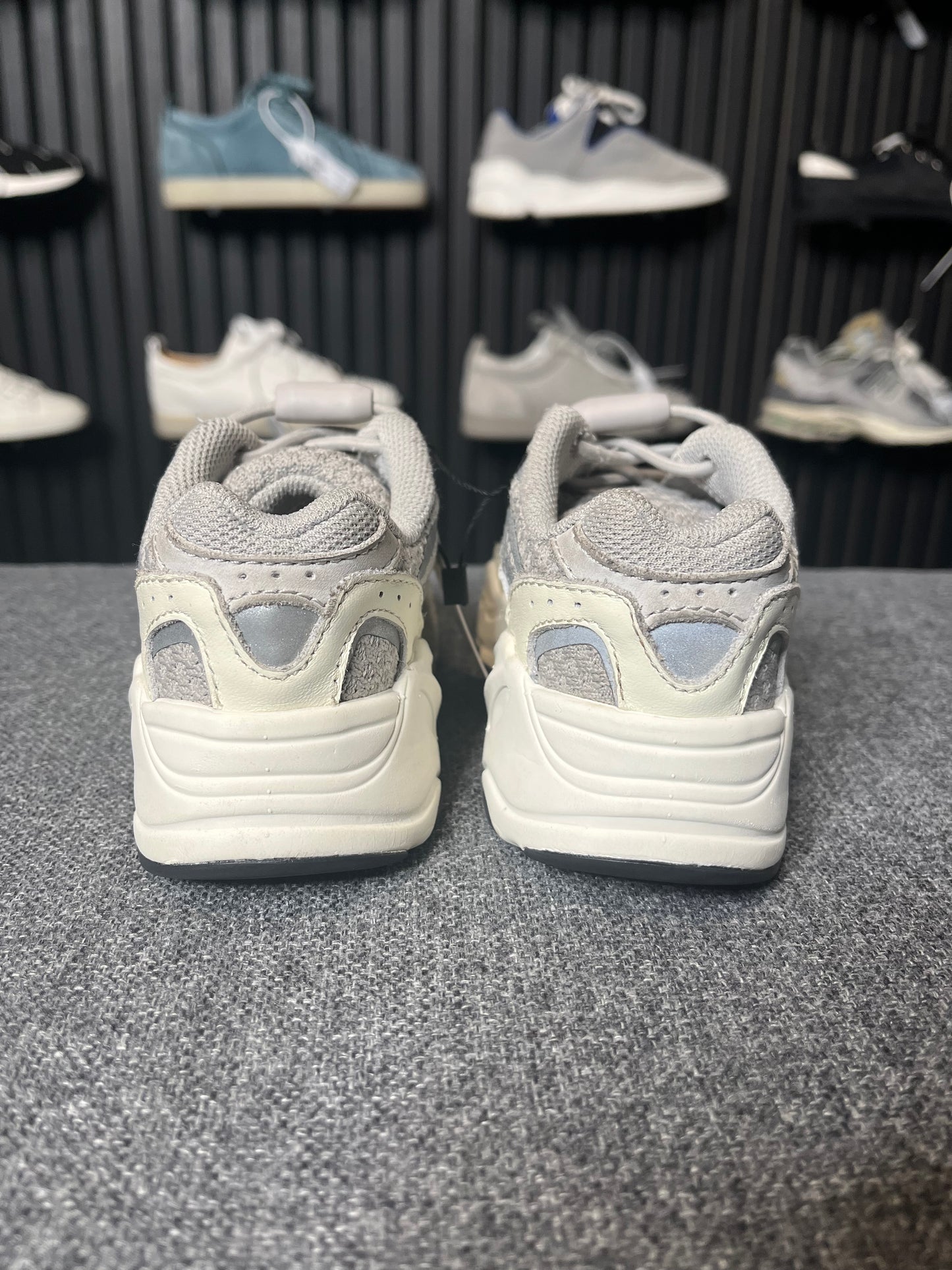 Yeezy 700 Static UK 8.5 Kids 2930