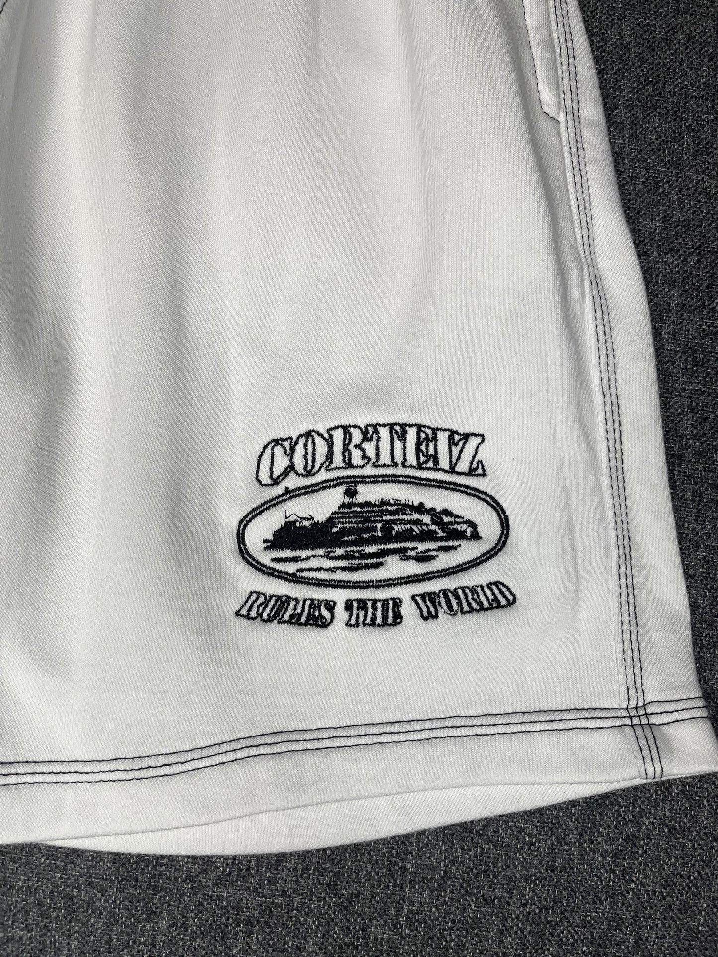 Corteiz White Shorts Small 2510