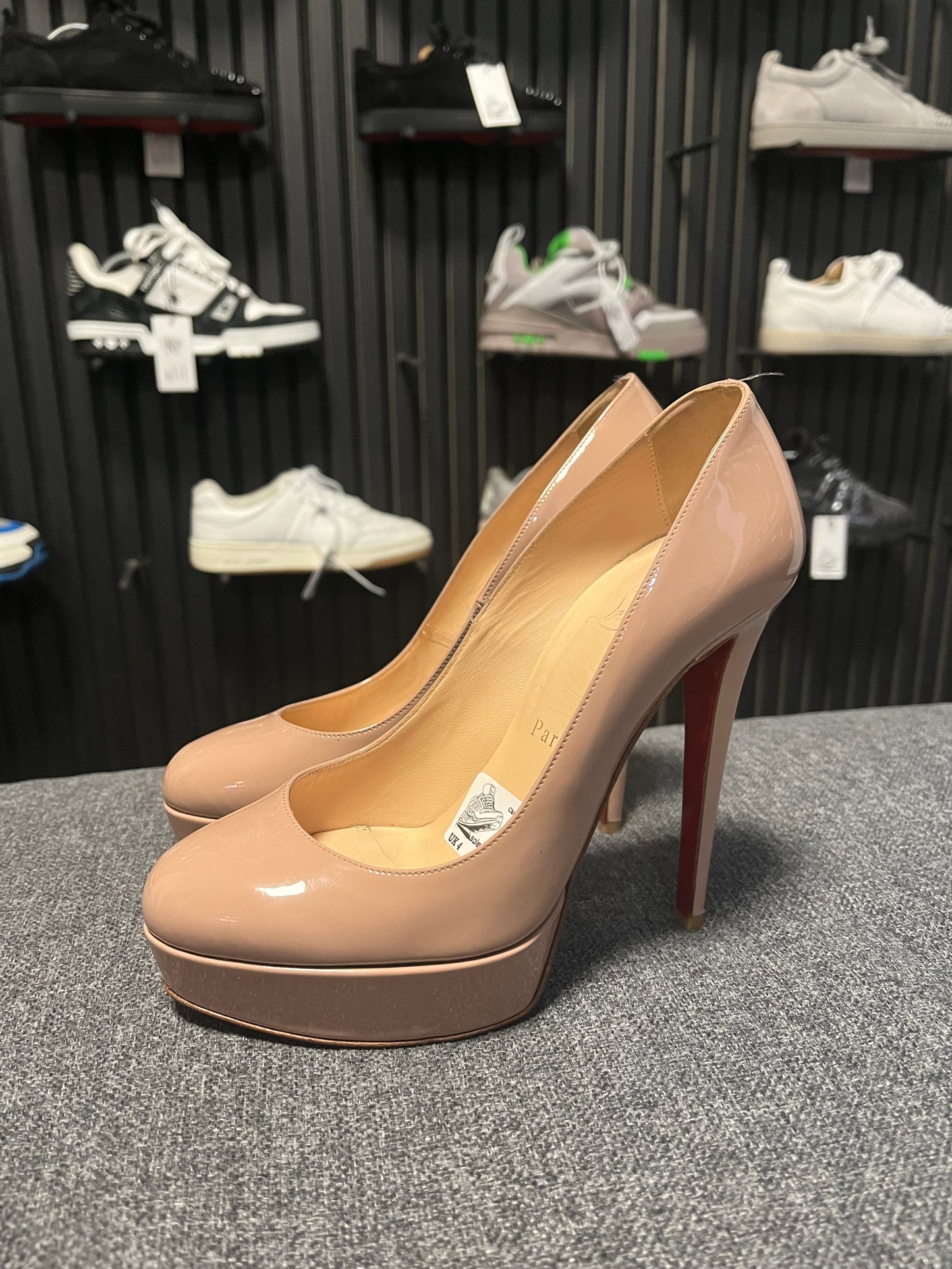 Christian Louboutin Nude UK 4 3540