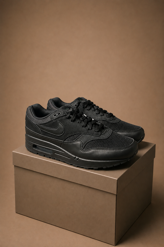 Air Max 1 Essential Triple Black UK 9 3497