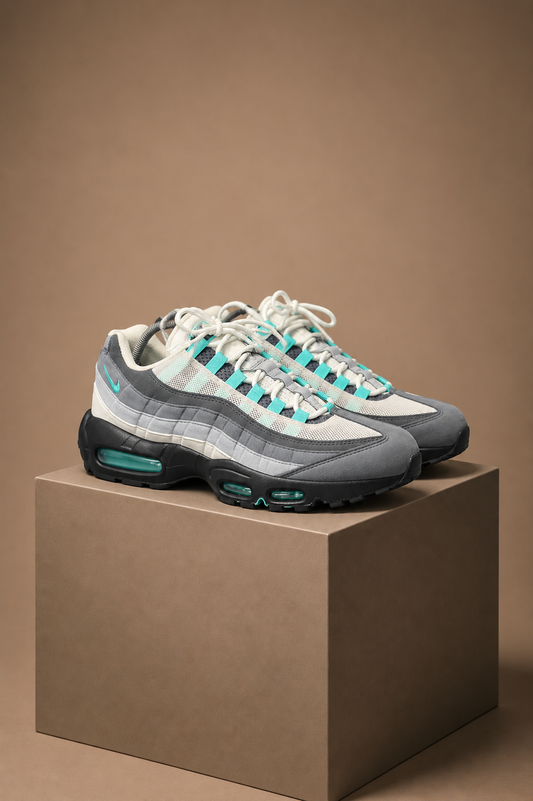 Air Max 95s Hyper Turquoise UK 8 3773