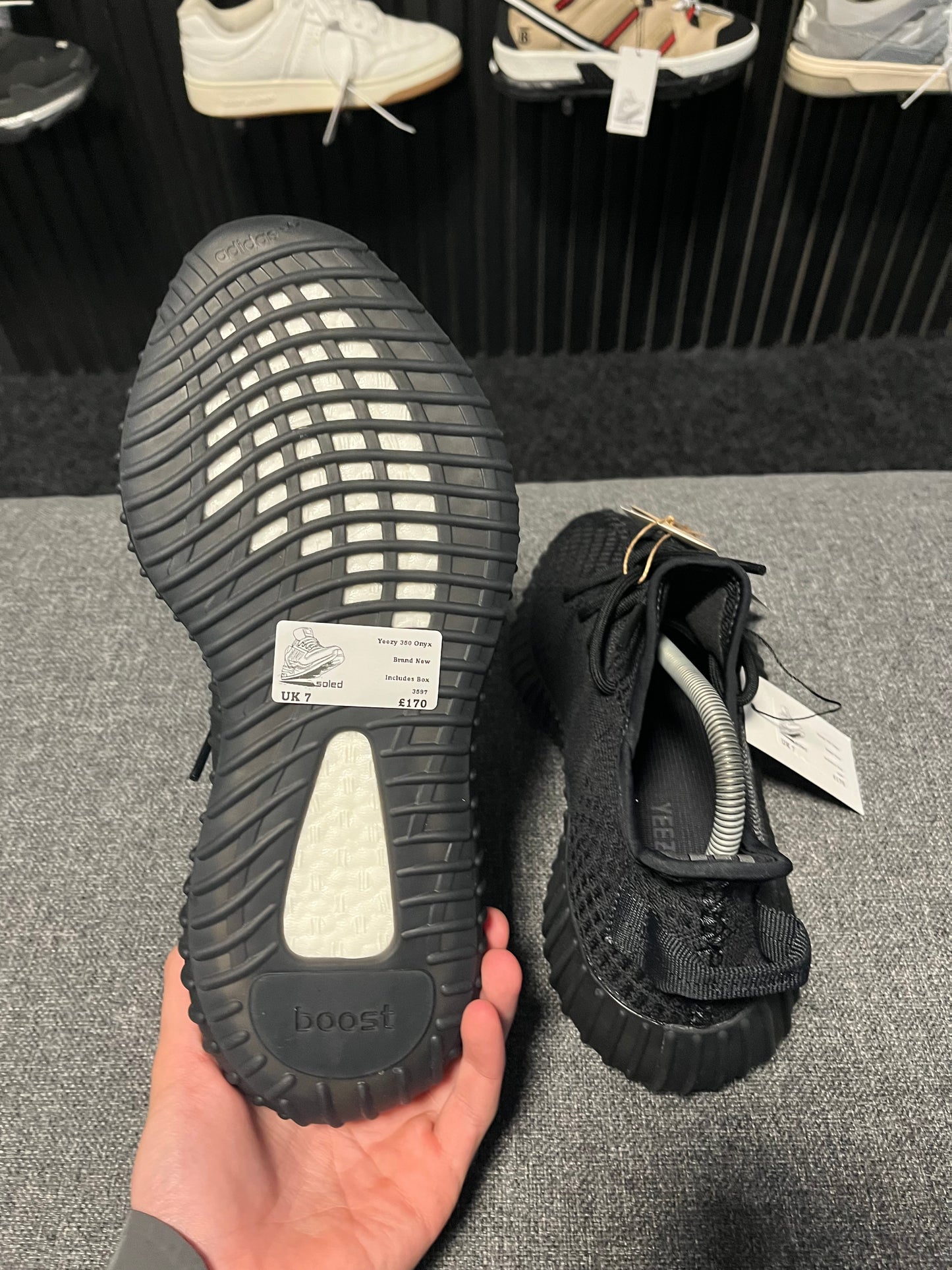 Yeezy 350 Onyx UK 7 3597