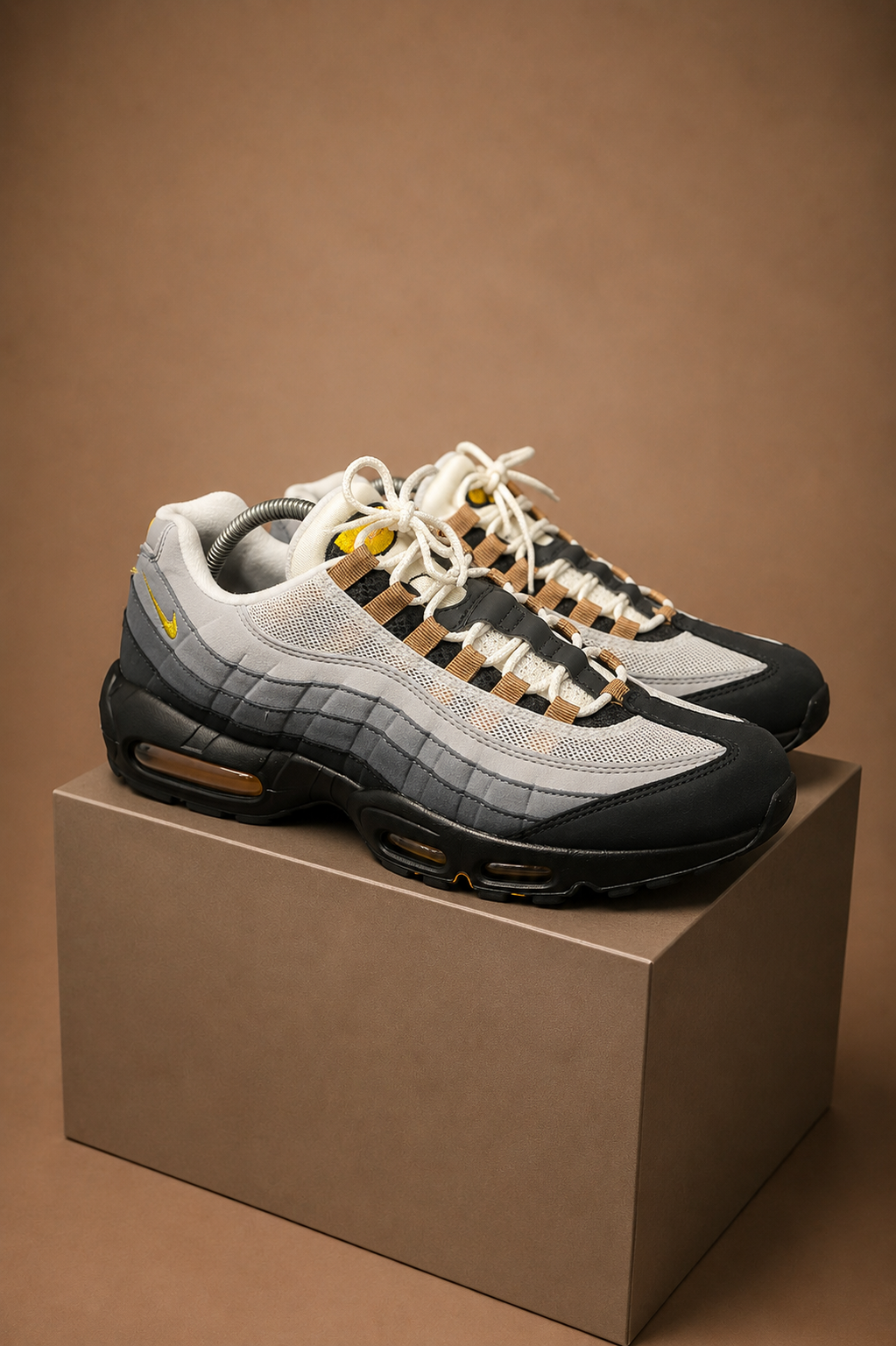 Air Max 95s Yellow Strike UK 8.5 3532