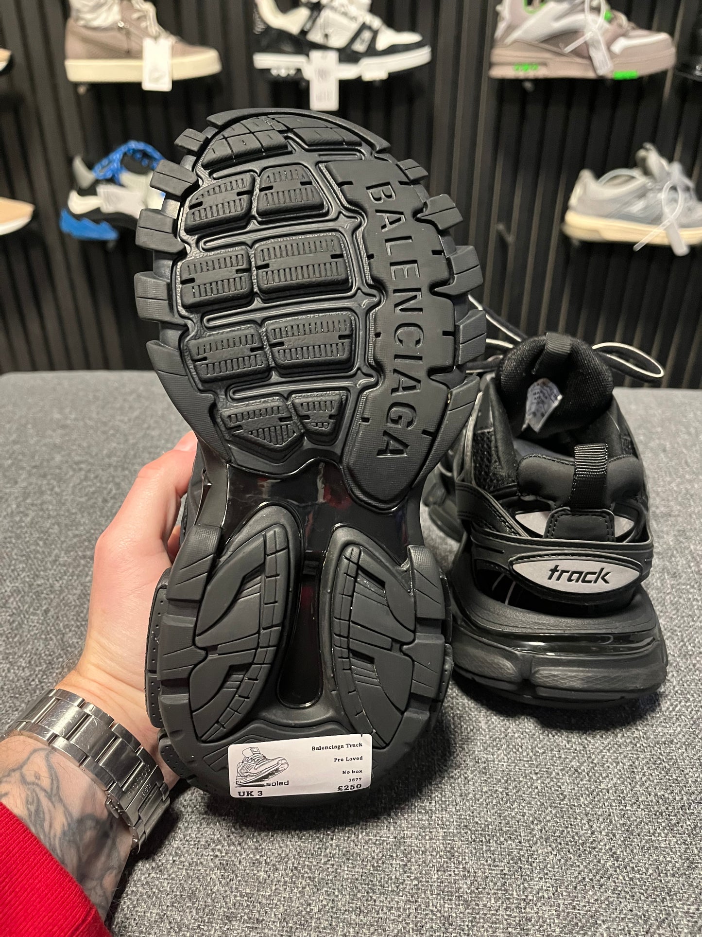 Balenciaga Track Black UK3 3477