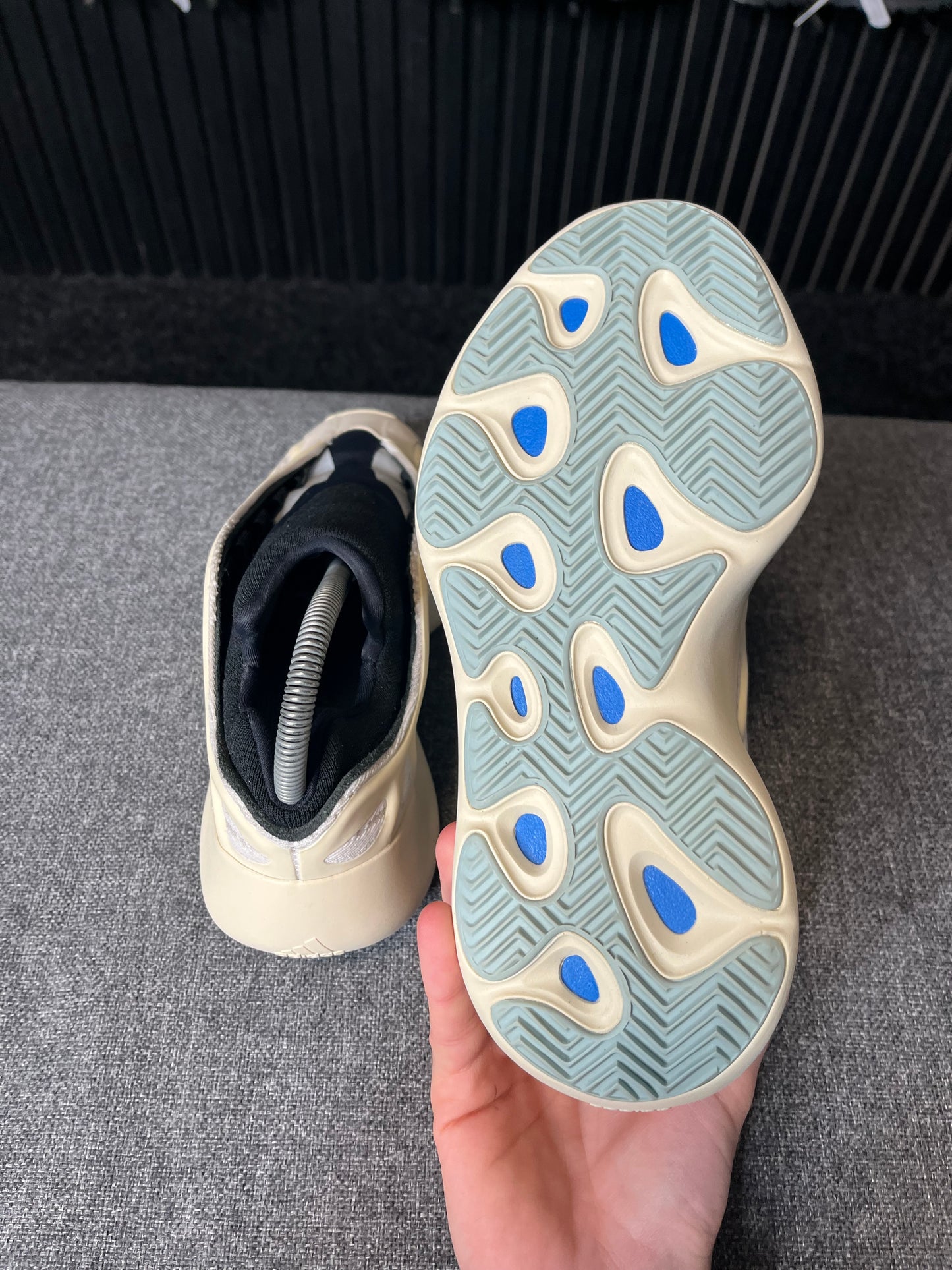 Yeezy 700 Azael UK 5.5 2902