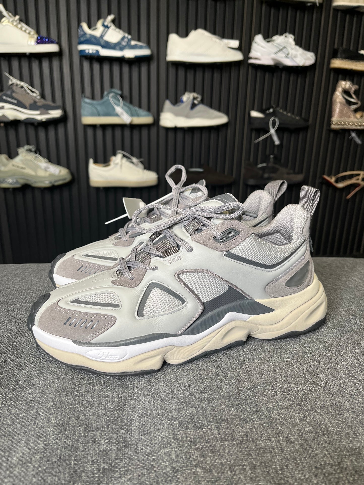 Axel Arigato Satellite Runner UK 9 2634