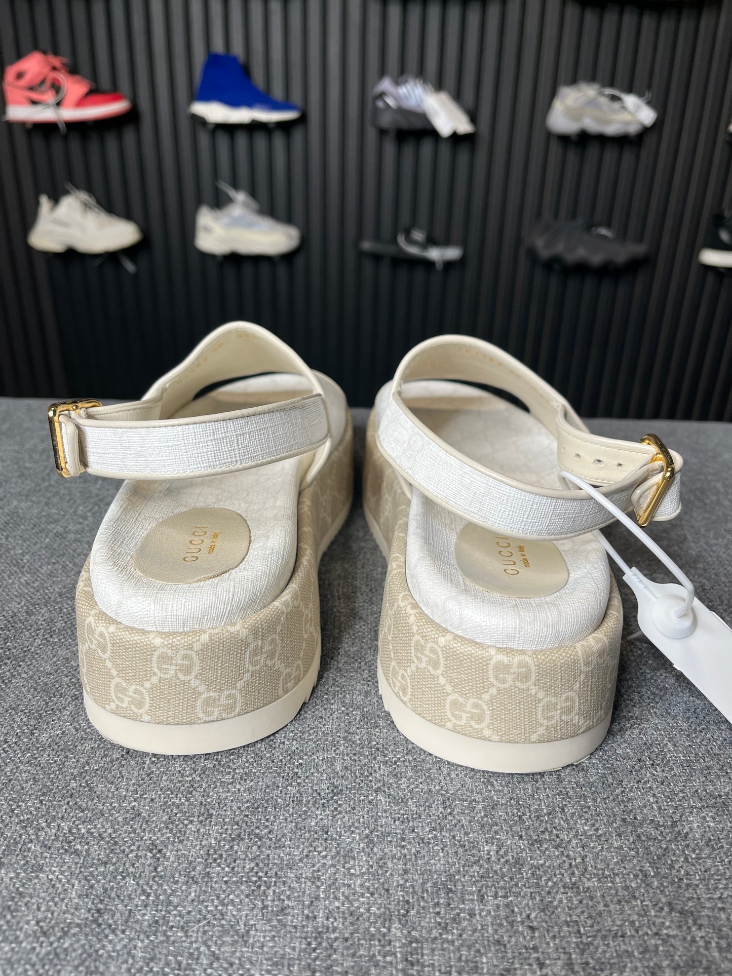 Gucci Beige Platform GG Sandals UK 6 2520