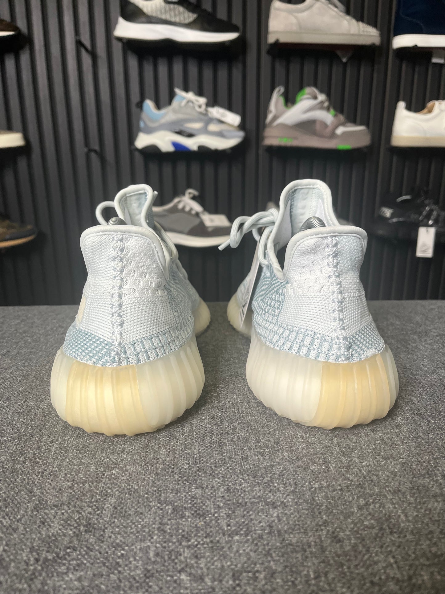 Yeezy 350 Cloud White UK 9 3463
