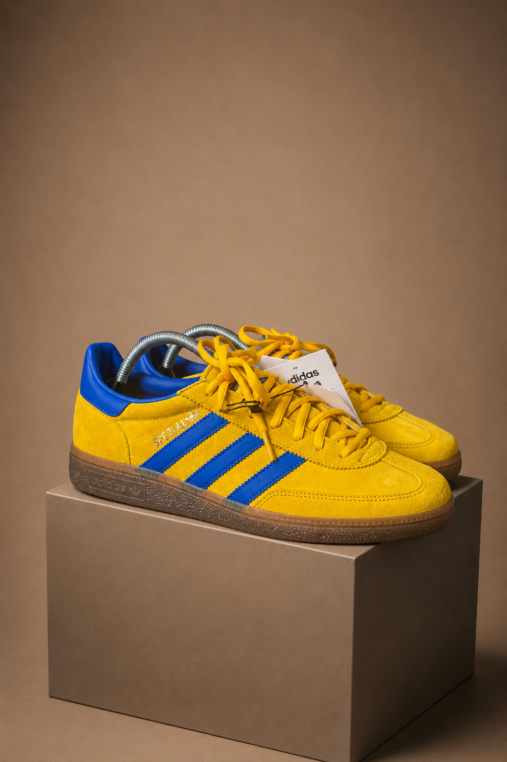 Adidas Wonder Glow UK 8.5 3450