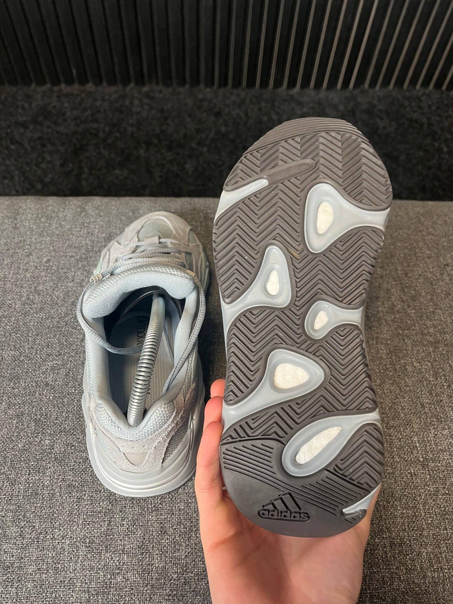 Yeezy 700 Hospital Blue UK 4.5 3334