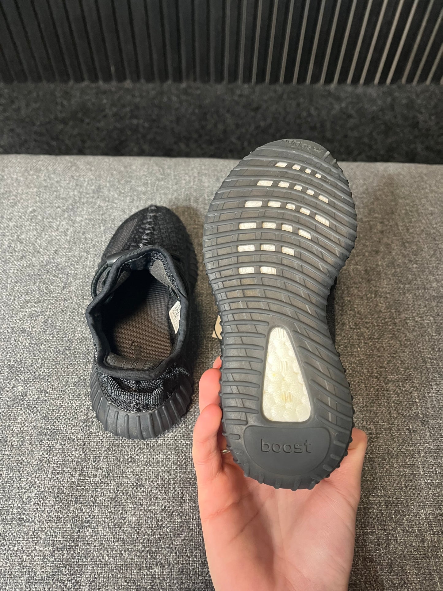 Yeezy 350 Onyx UK 10K 3041