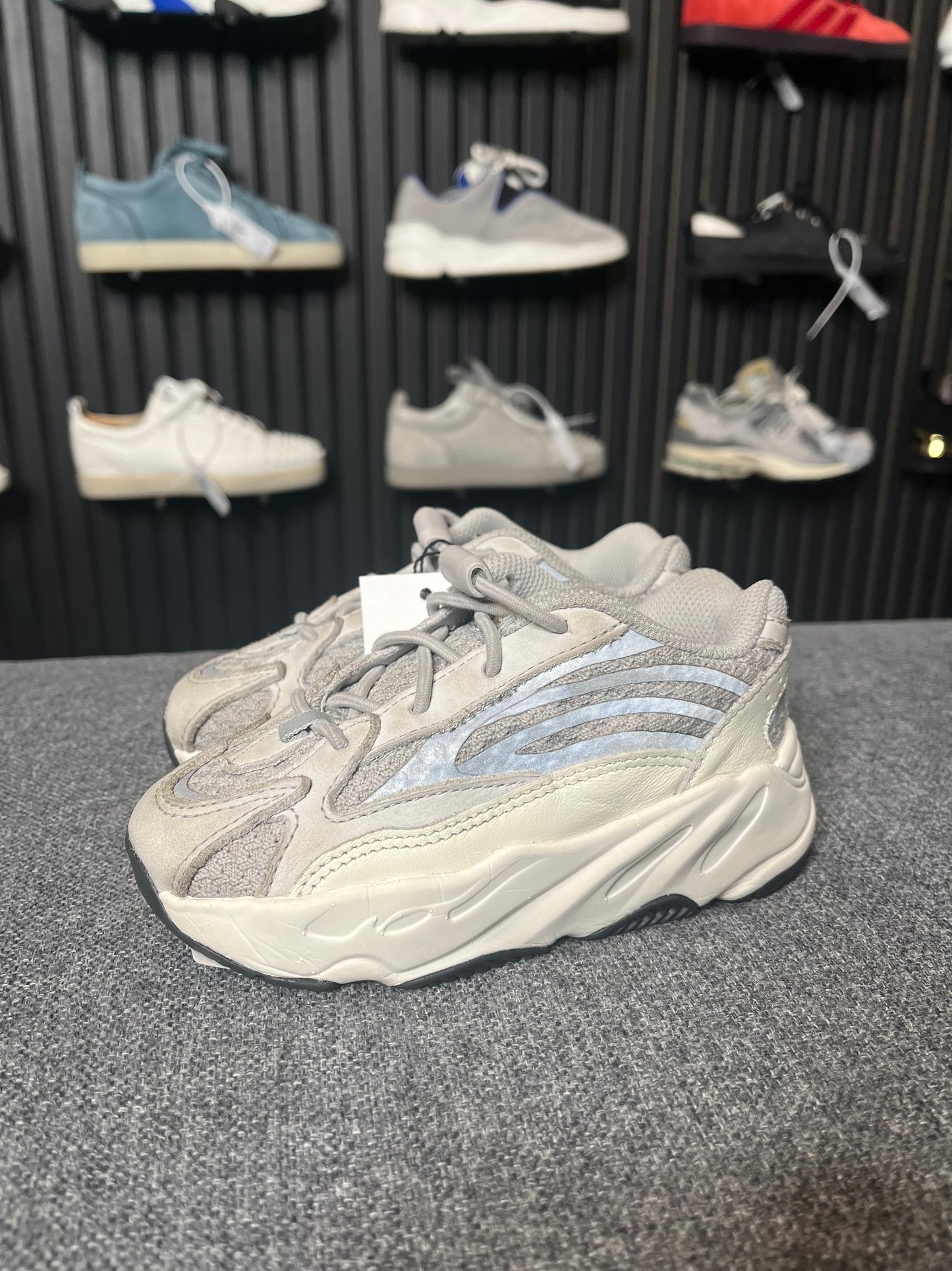 Yeezy 700 Static UK 8.5 Kids 2930