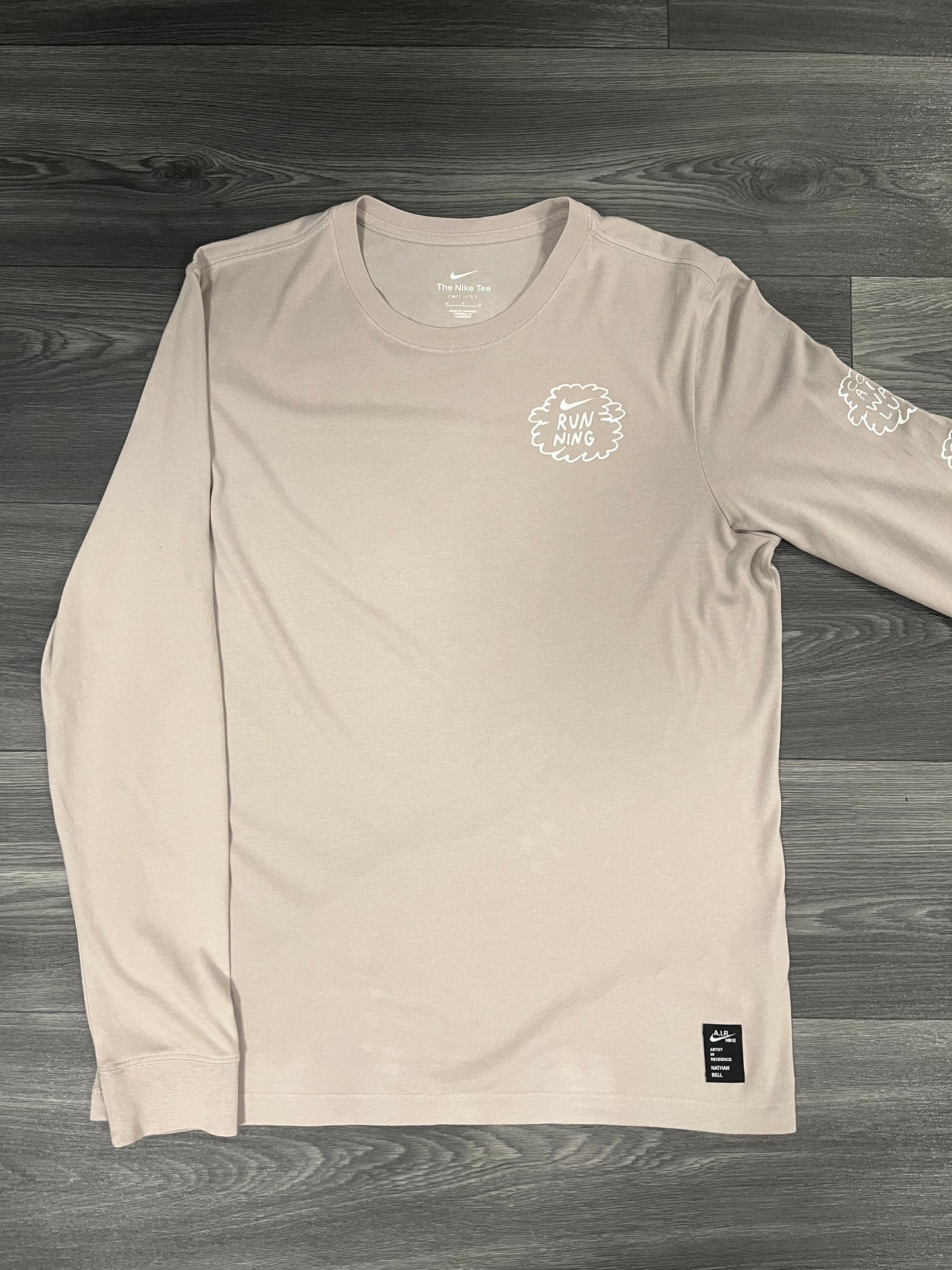 Nike Long Sleeve Beige Tee Medium 3548