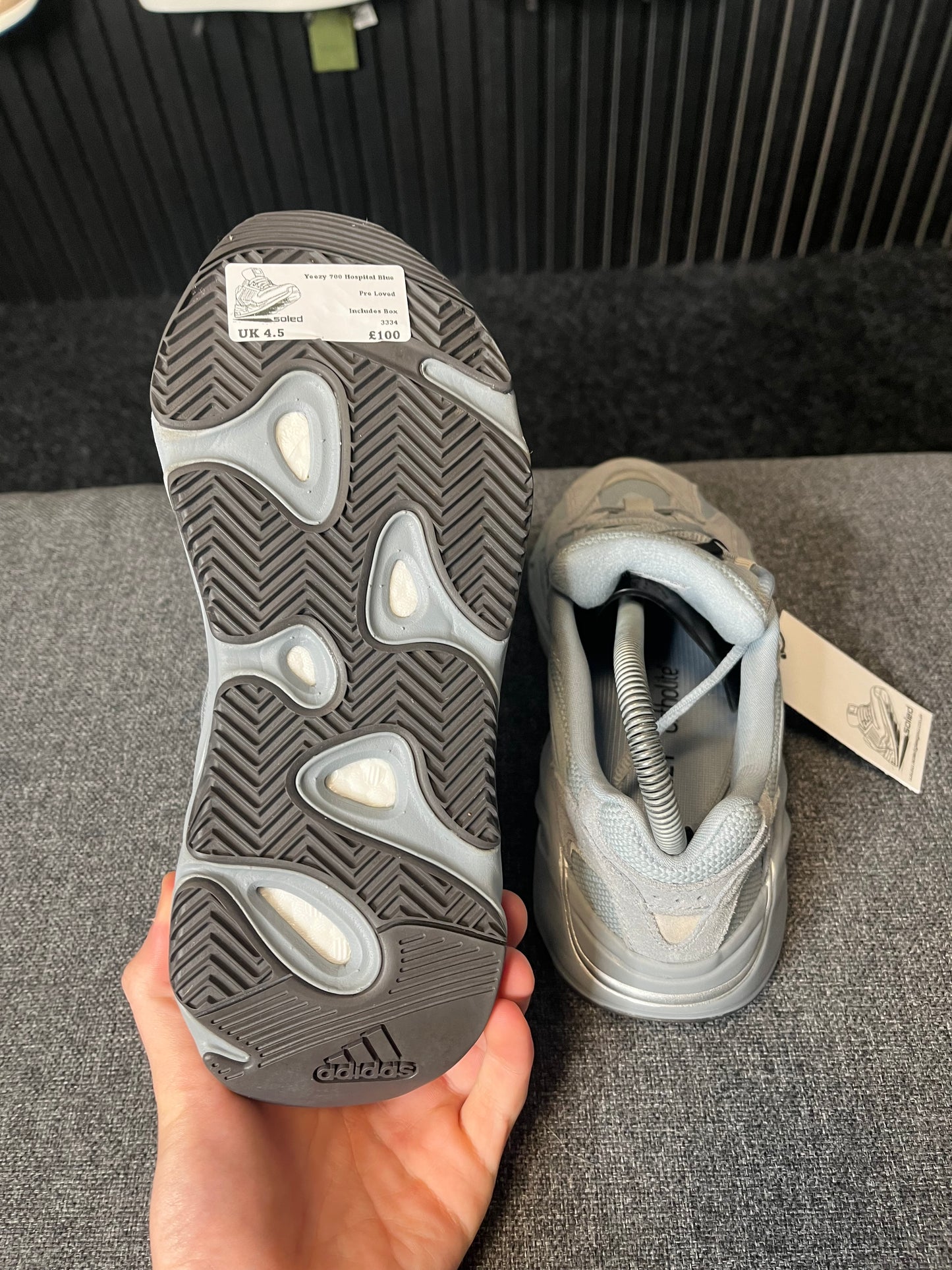 Yeezy 700 Hospital Blue UK 4.5 3334