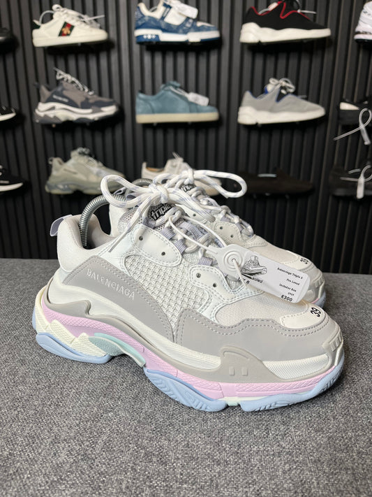 Balenciaga Triple S UK 6 2707