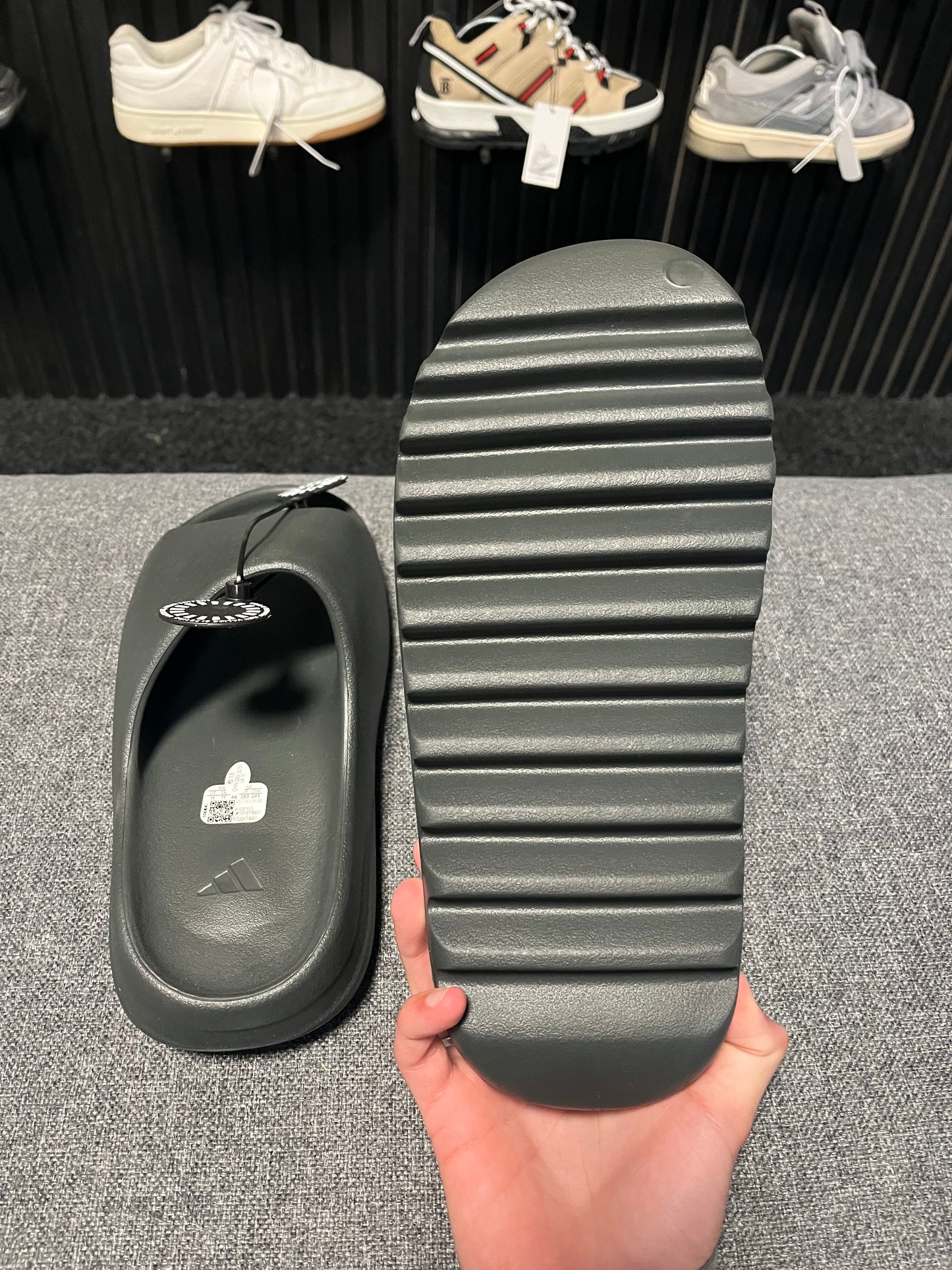 Yeezy Slides UK 11 3601