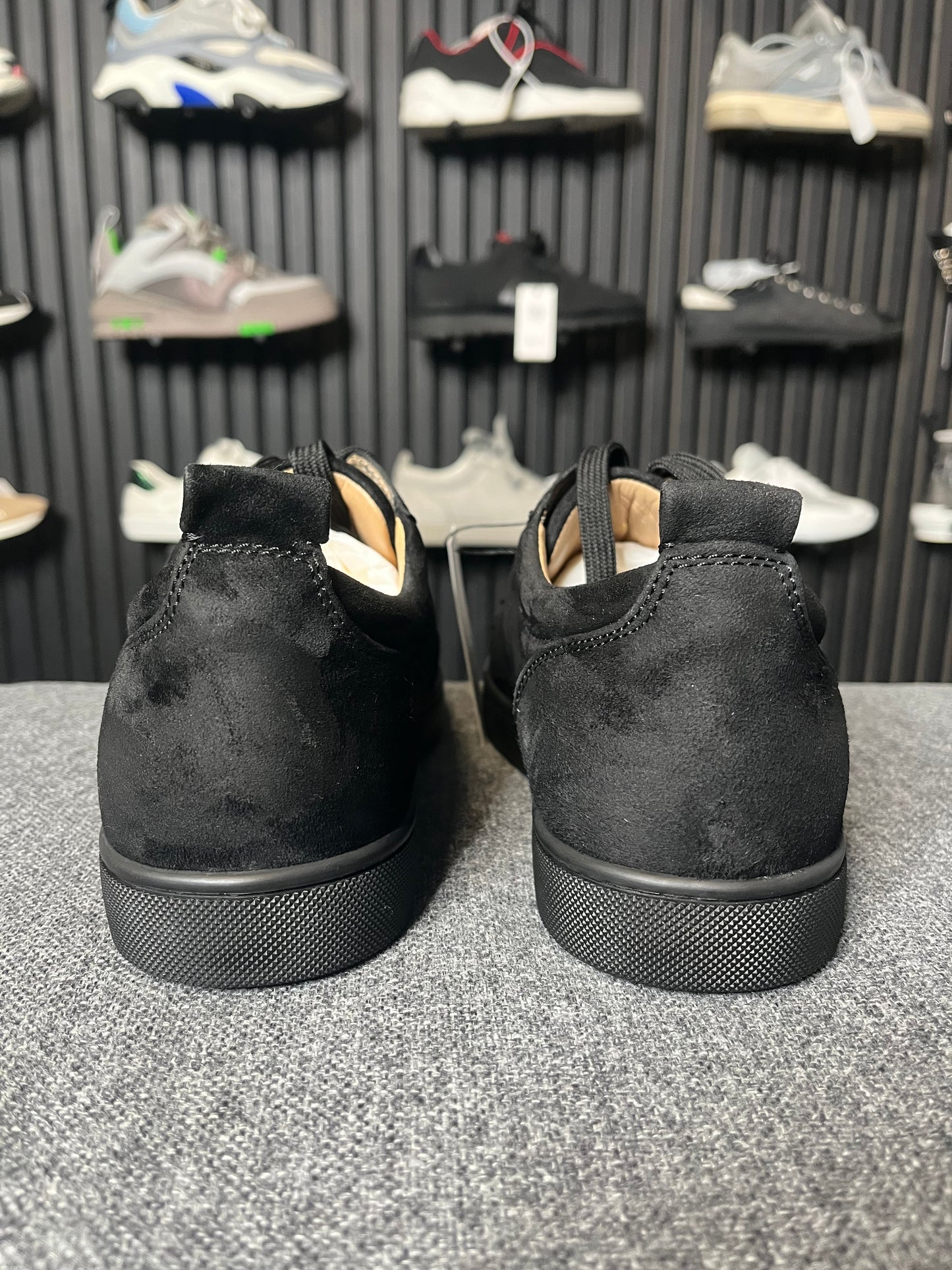 Christian Louboutin UK 7 3319