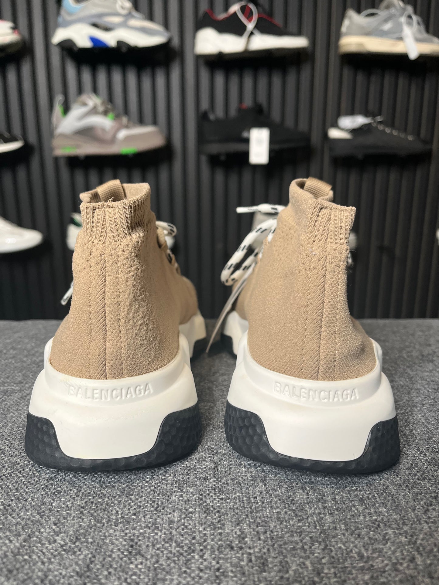 Balenciaga Speed Beige UK 3 3303