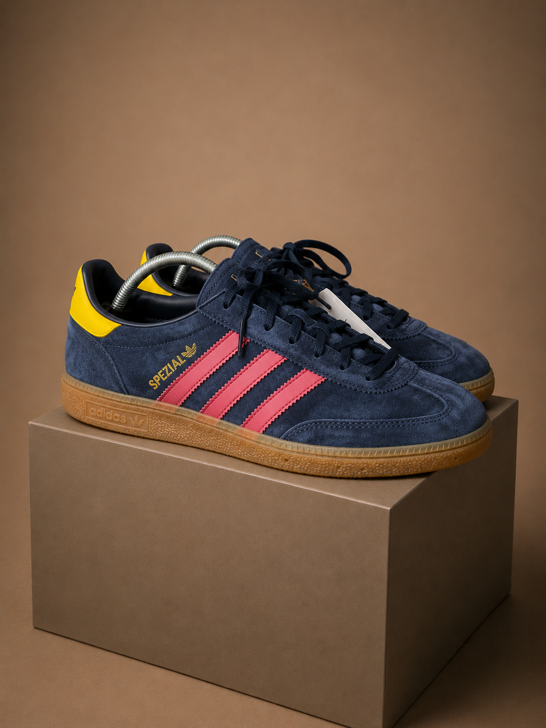 Adidas Subbutio UK 8.5 3455