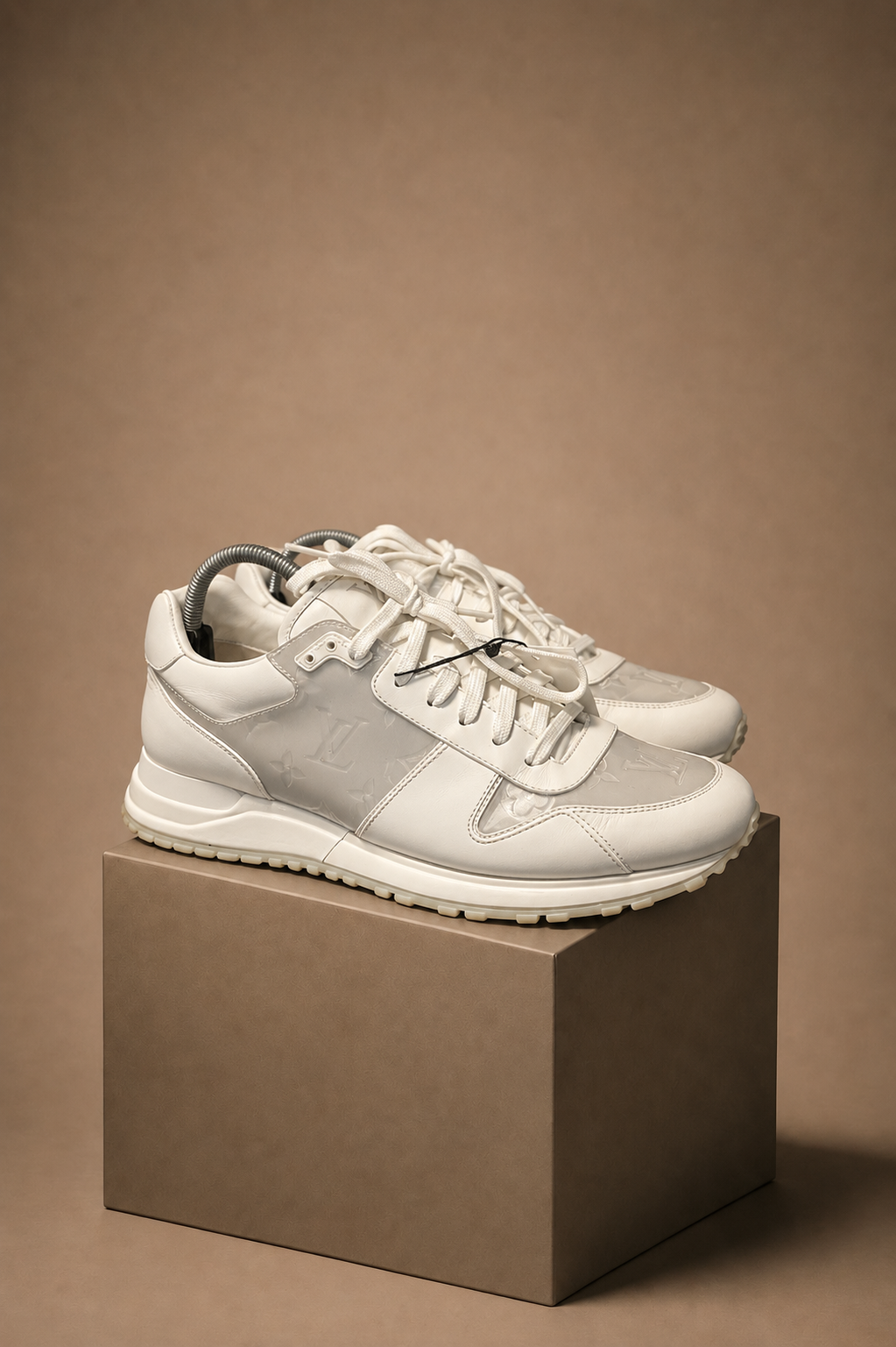 Louis Vuitton Sneakers UK 8 3550