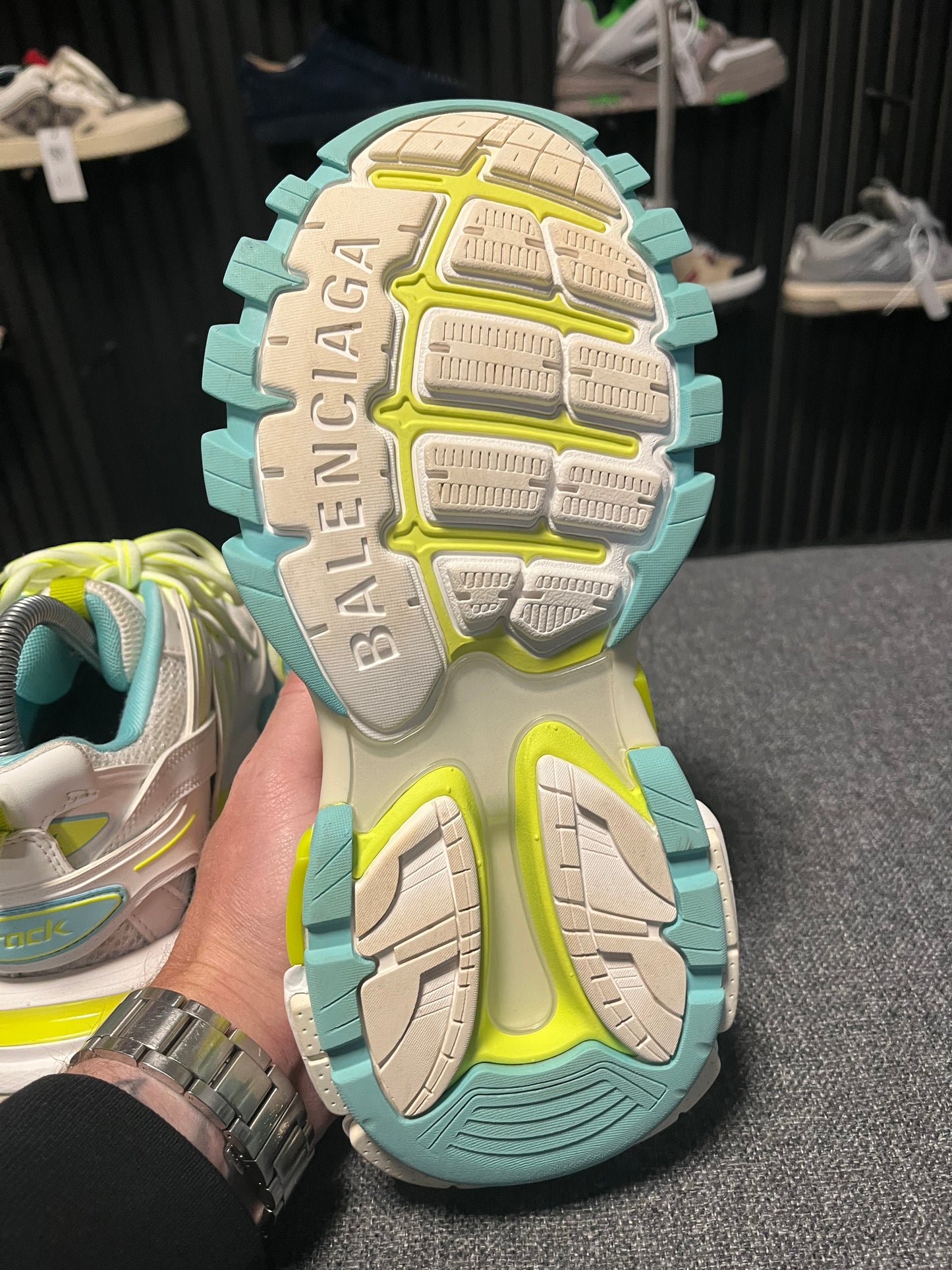 Balenciaga Track UK5 3646