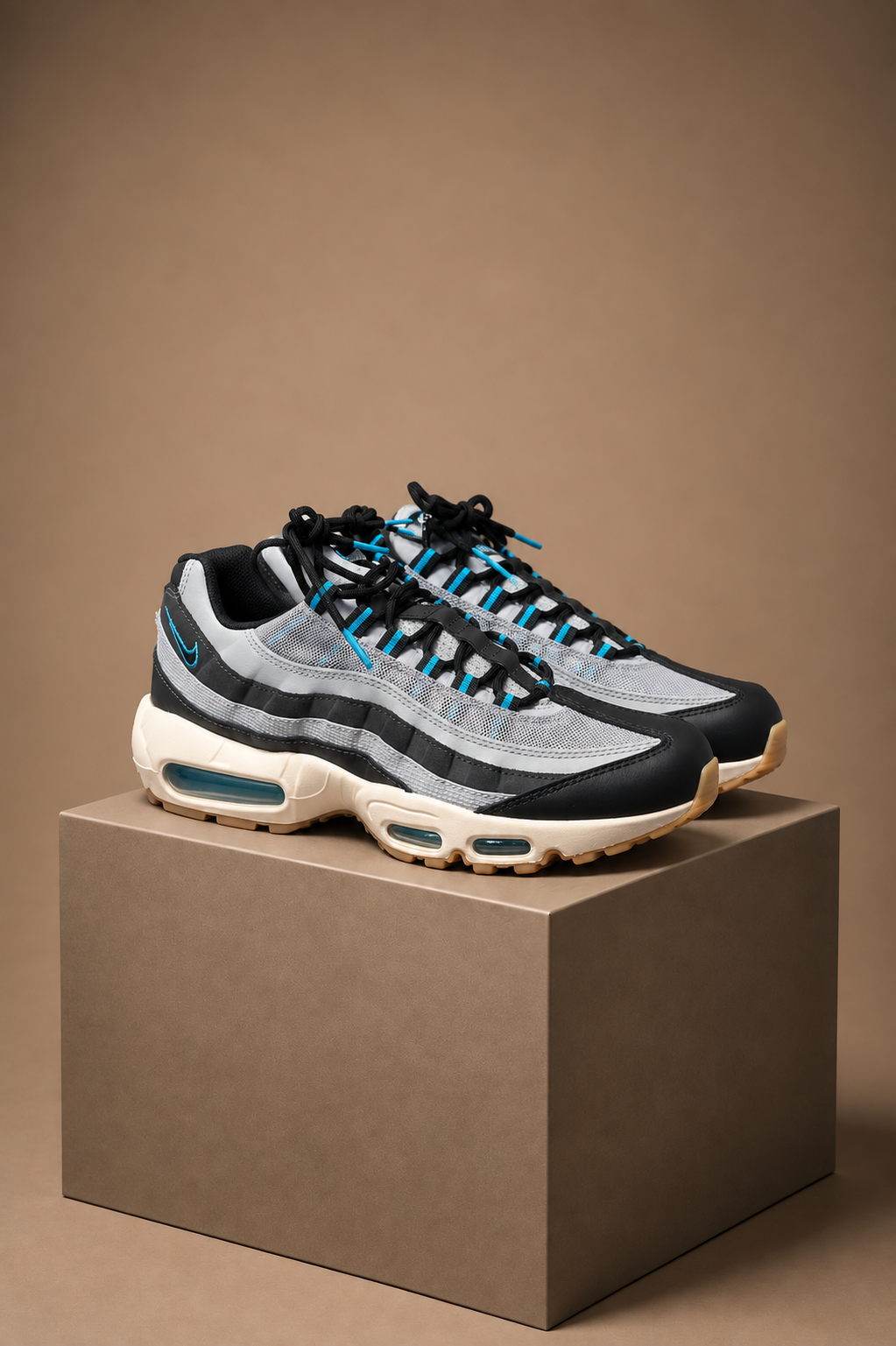 Air Max 95s Chlorine Blue UK 7.5 3776