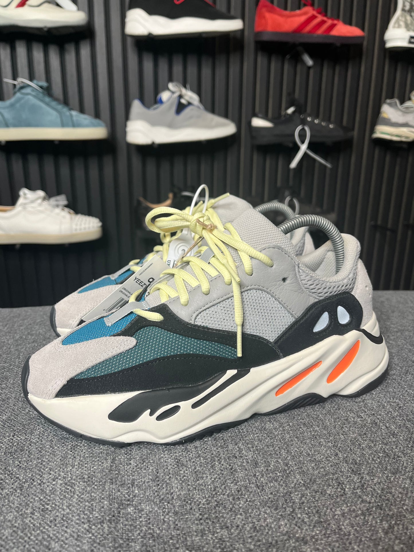Yeezy 700 Waverunner UK 7 2857
