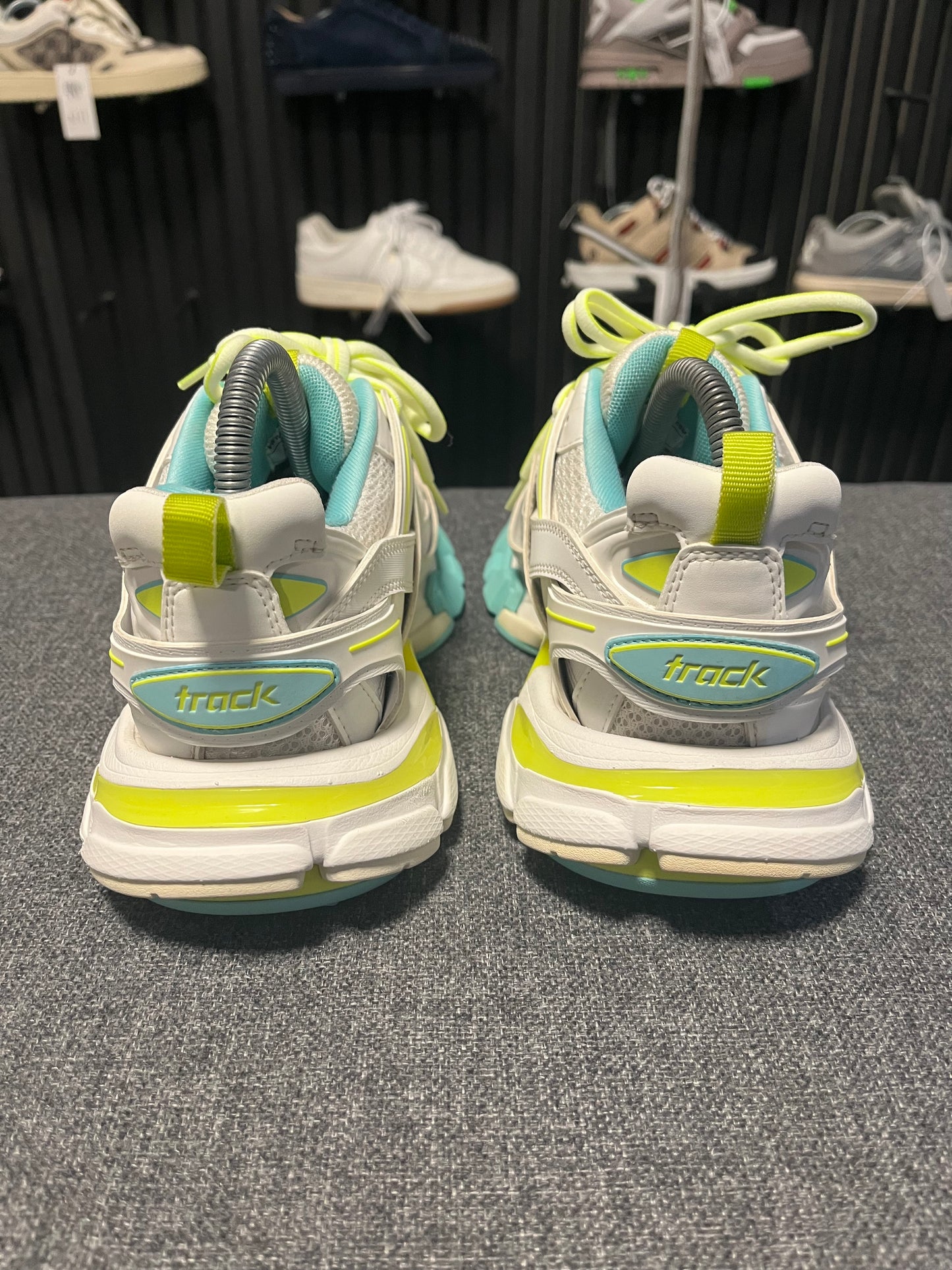 Balenciaga Track UK5 3646