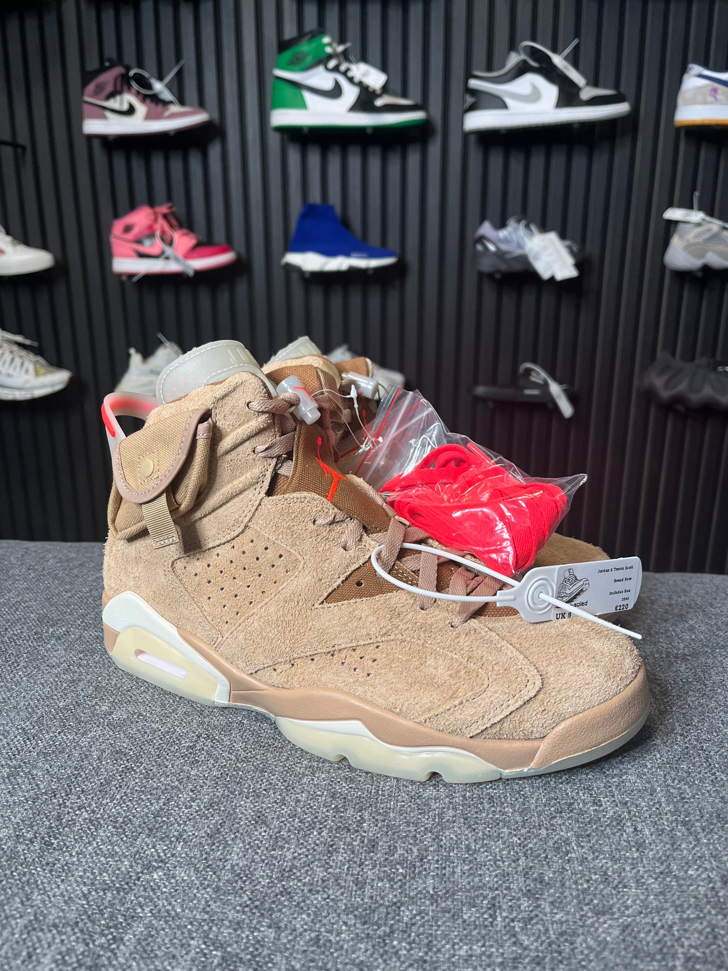 Jordan 6 Travis Scott British Khaki UK 8 2540