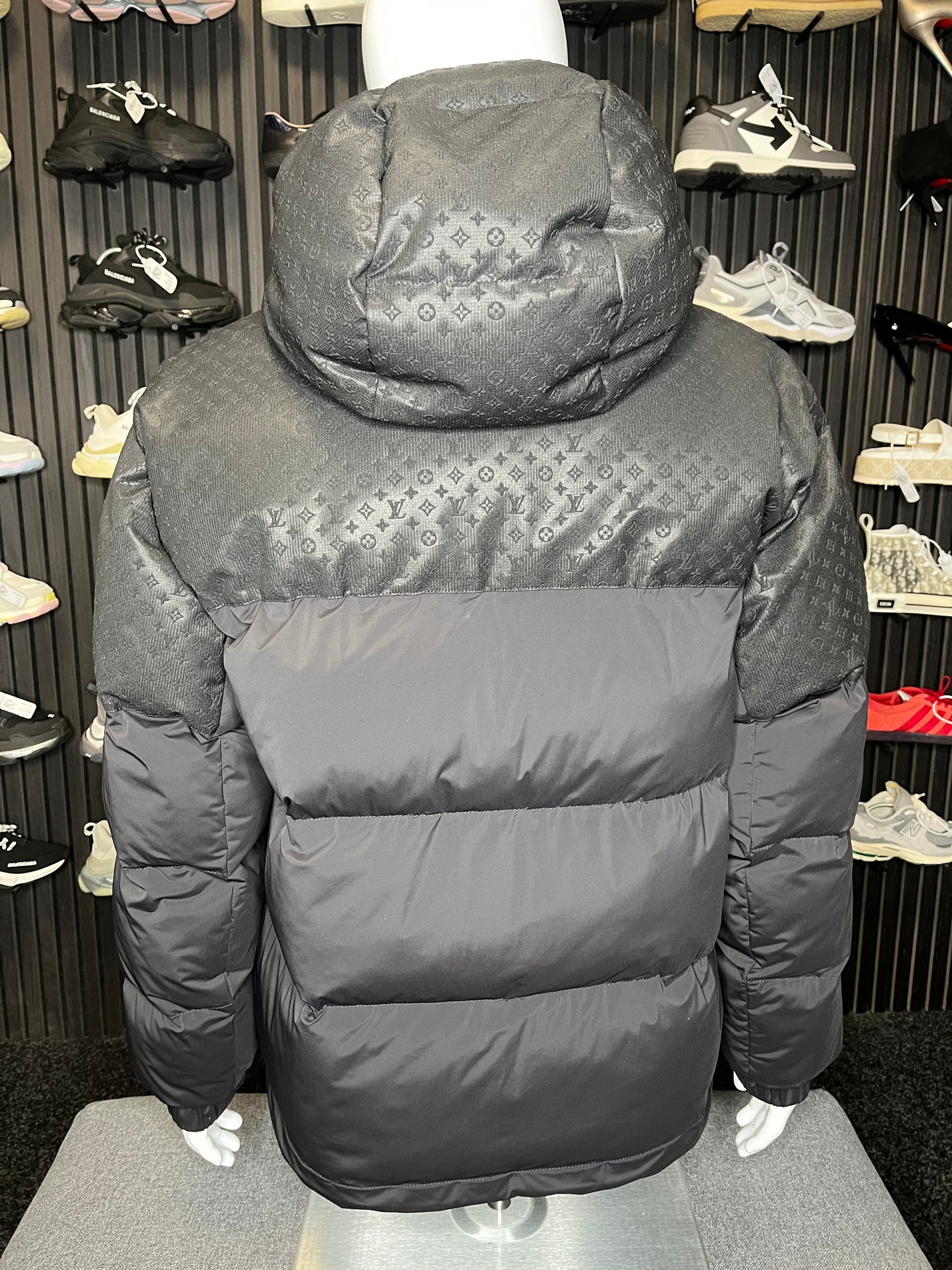 Louis Vuitton Monogram XL 2802