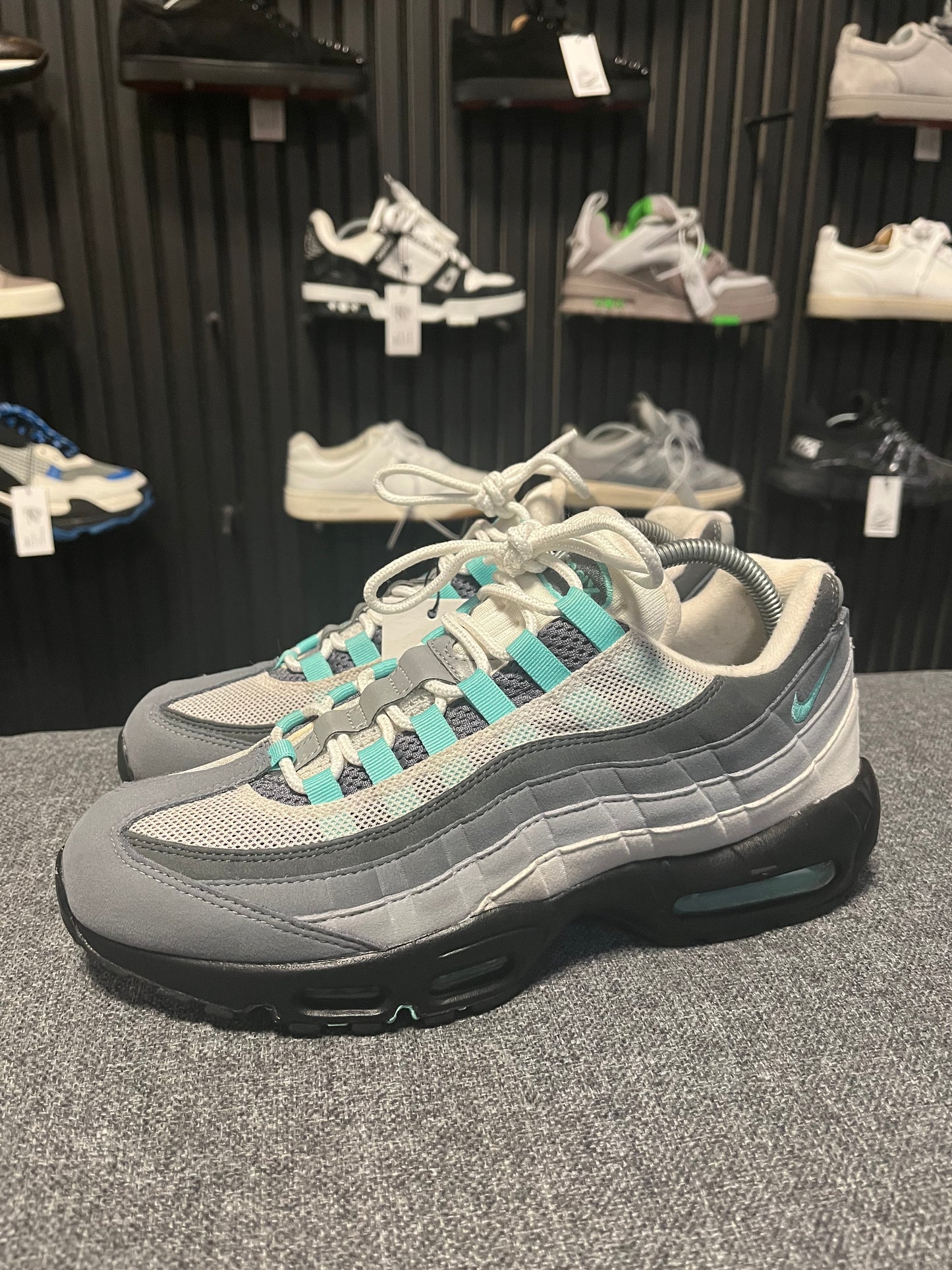 Air Max 95s Hyper Turquoise UK 8.5 3528