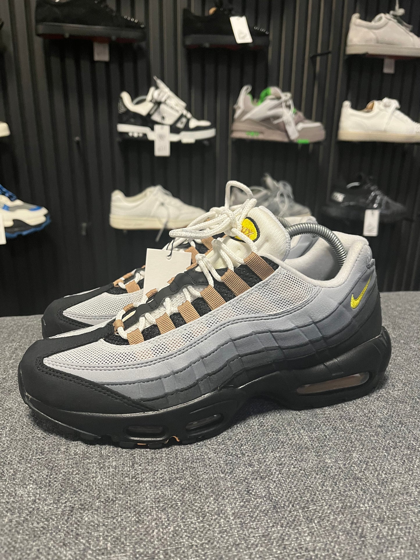 Air Max 95s Yellow Strike UK 8.5 3532