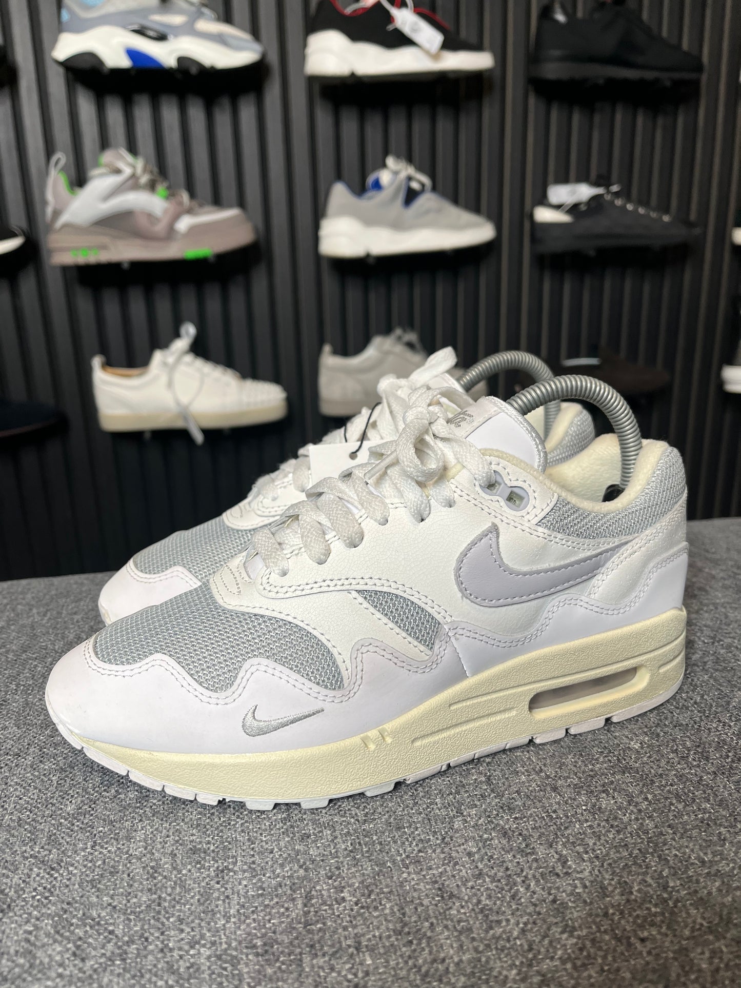 Air Max 1 Patta Waves White UK 5.5 3085