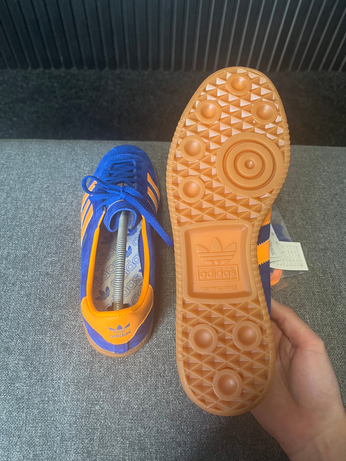 Adidas Wien UK 8.5 3453