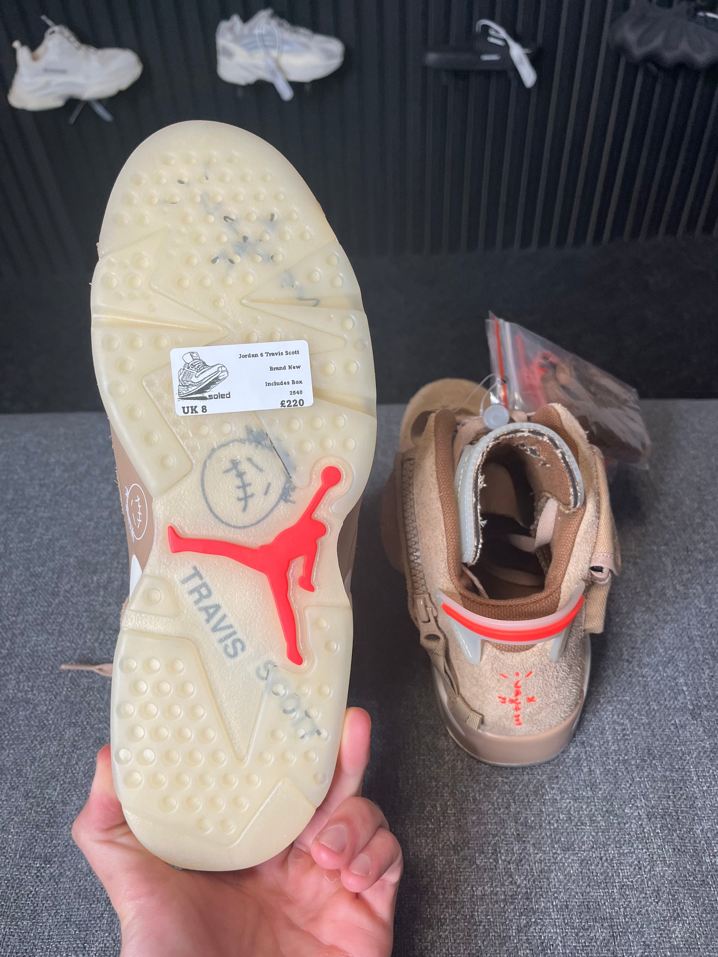 Jordan 6 Travis Scott British Khaki UK 8 2540