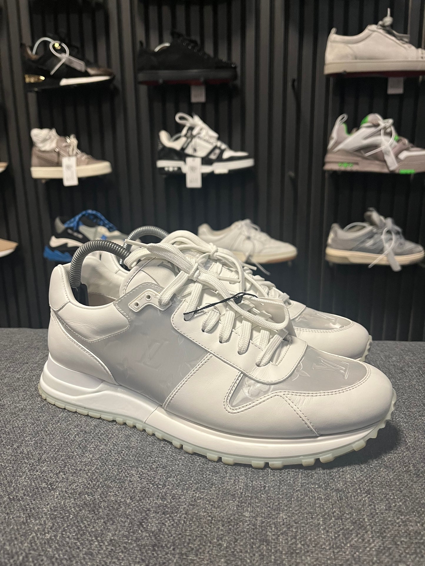 Louis Vuitton Sneakers UK 8 3550