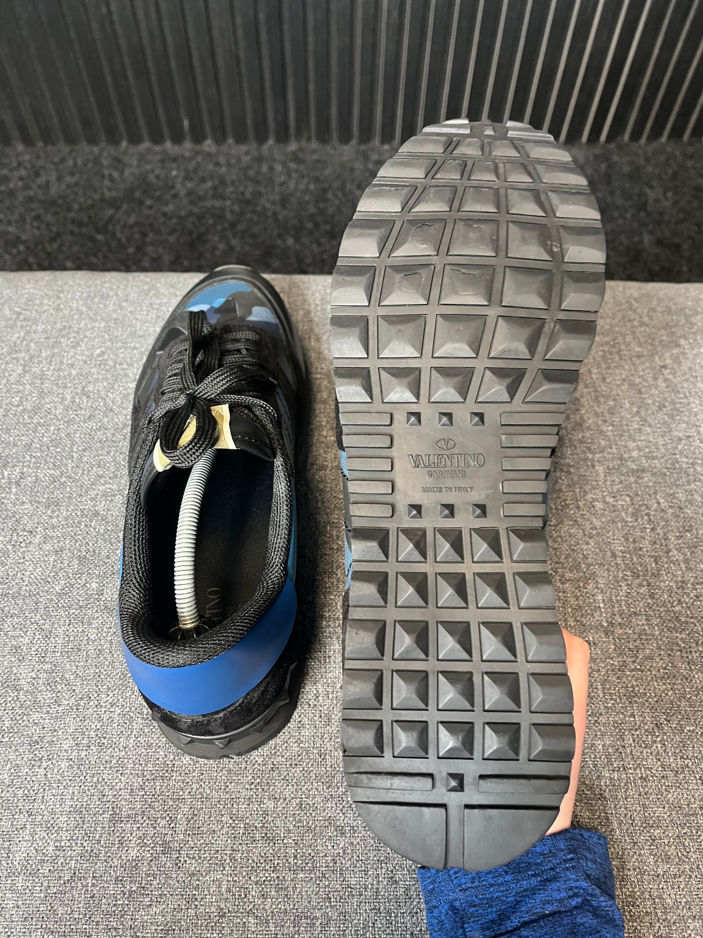 Valentino Garavani UK 12 3063