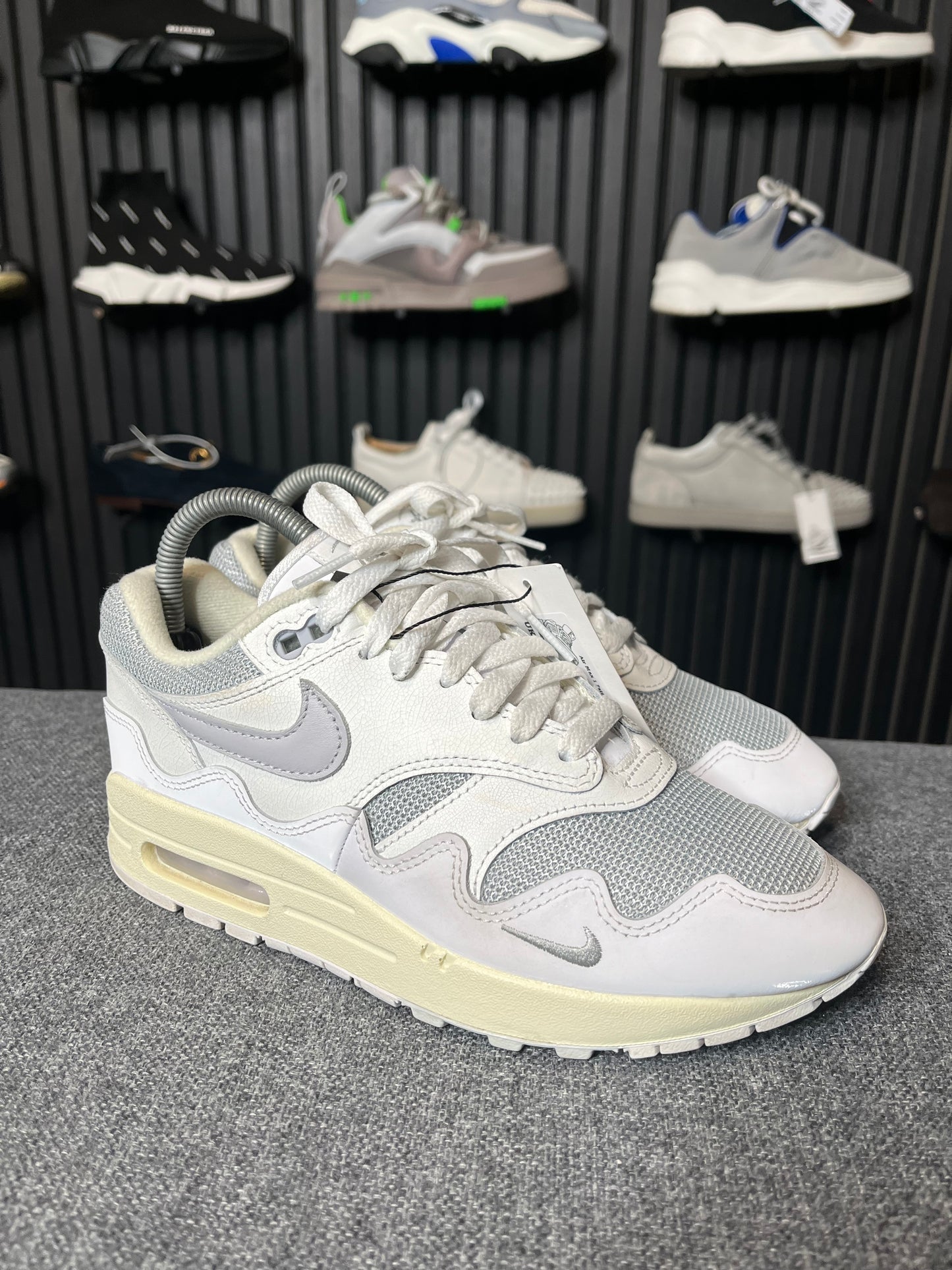 Air Max 1 Patta Waves White UK 5.5 3085