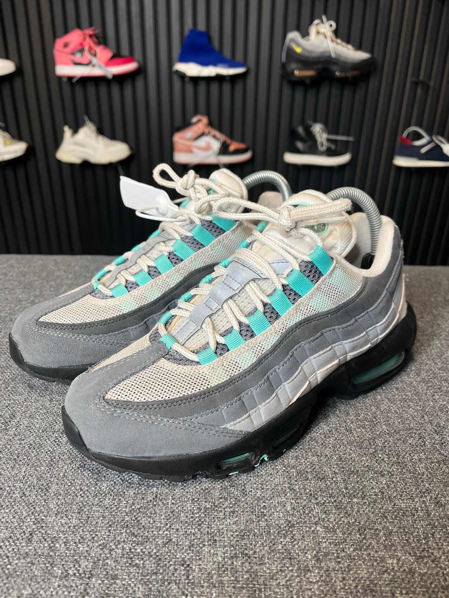 Nike Air Max 95 Hyper Turquoise UK6 2573