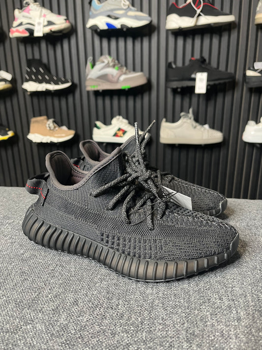 Yeezy 350 Black Static UK 4.5 3328