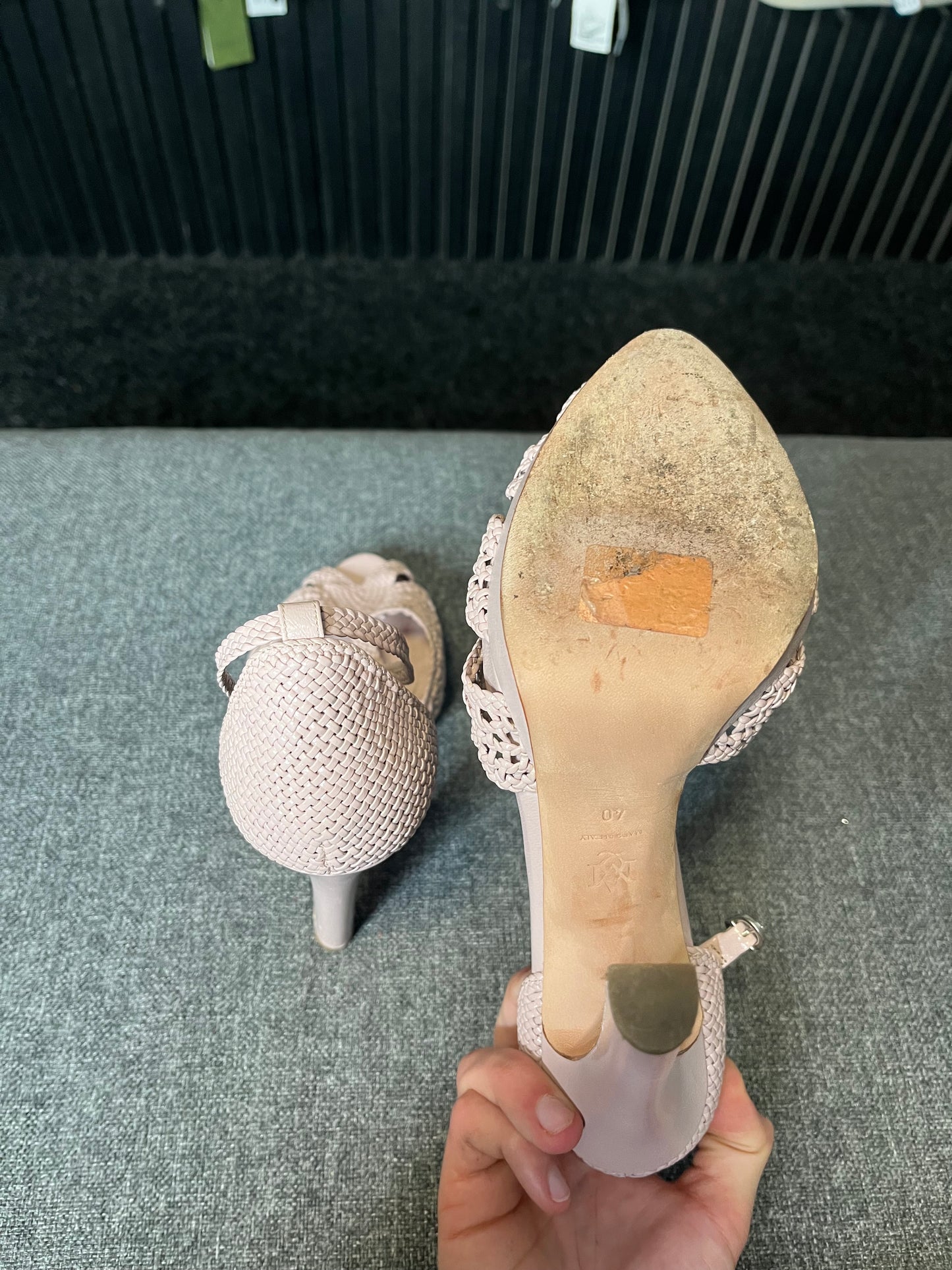 Alexander McQueen Pink Woven Leather T-Bar Heels Size 40 3262