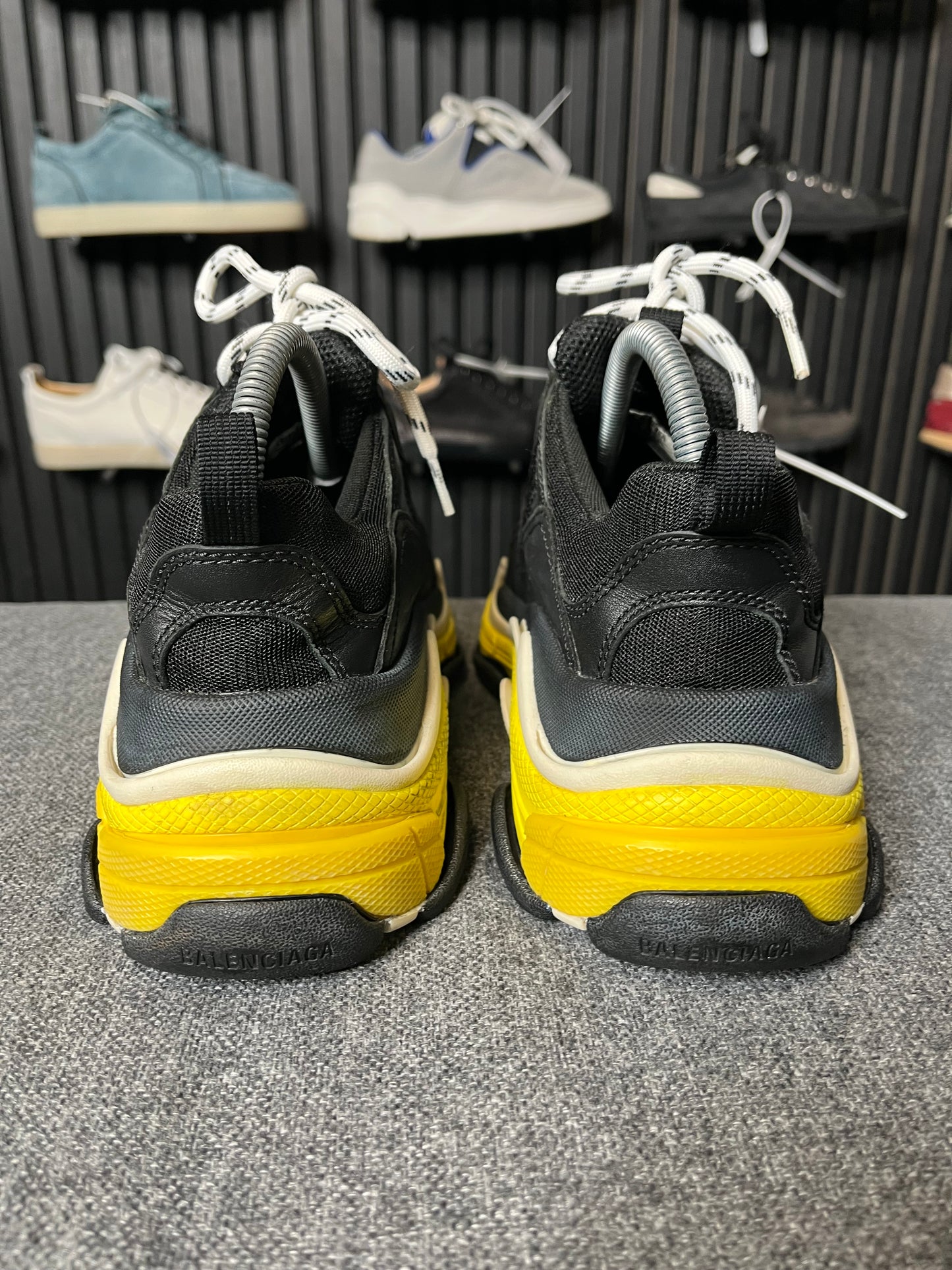 Balenciaga Triple S UK 4 2901