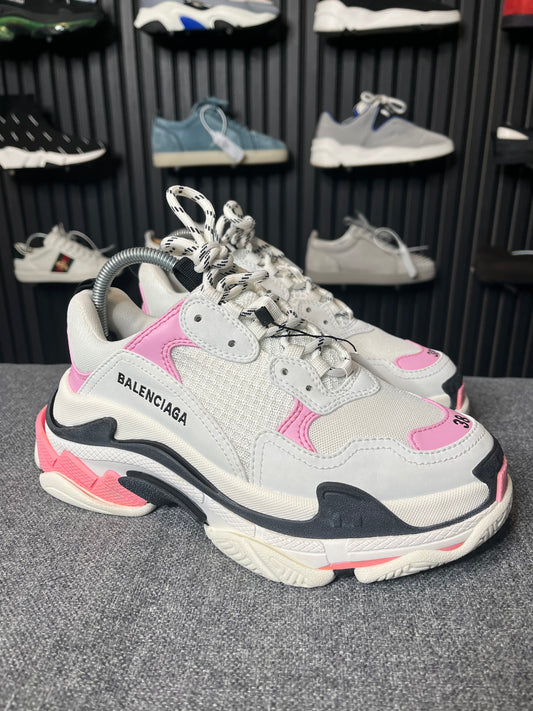 Balenciaga Triple S UK 5 2953