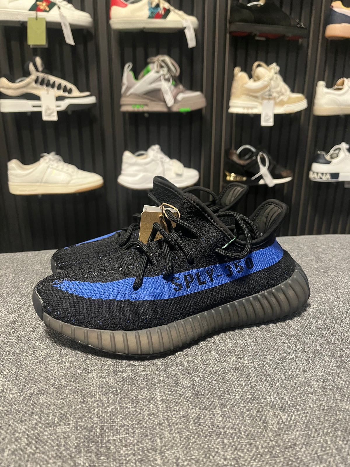 Yeezy 350 Dazzling Blue UK 4 3771